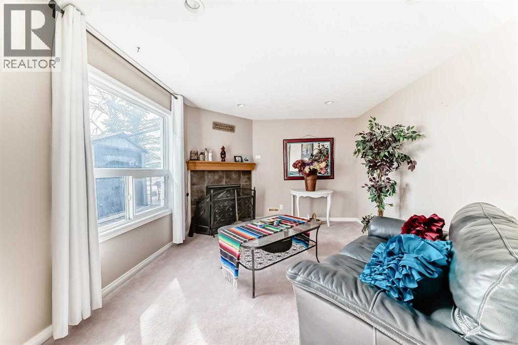 33 Boulder Creek Manor SE, Langdon, Alberta  T0J 1X3 - Photo 31 - A2291251