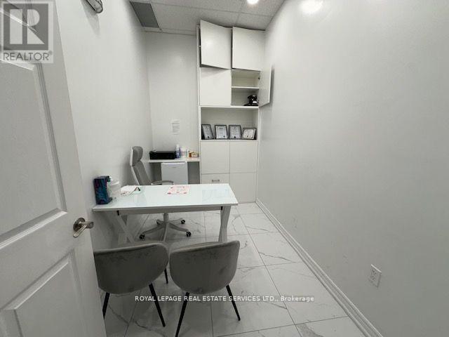 102 - 7163 Yonge Street, Markham, Ontario  L3T 2A9 - Photo 7 - N12950074