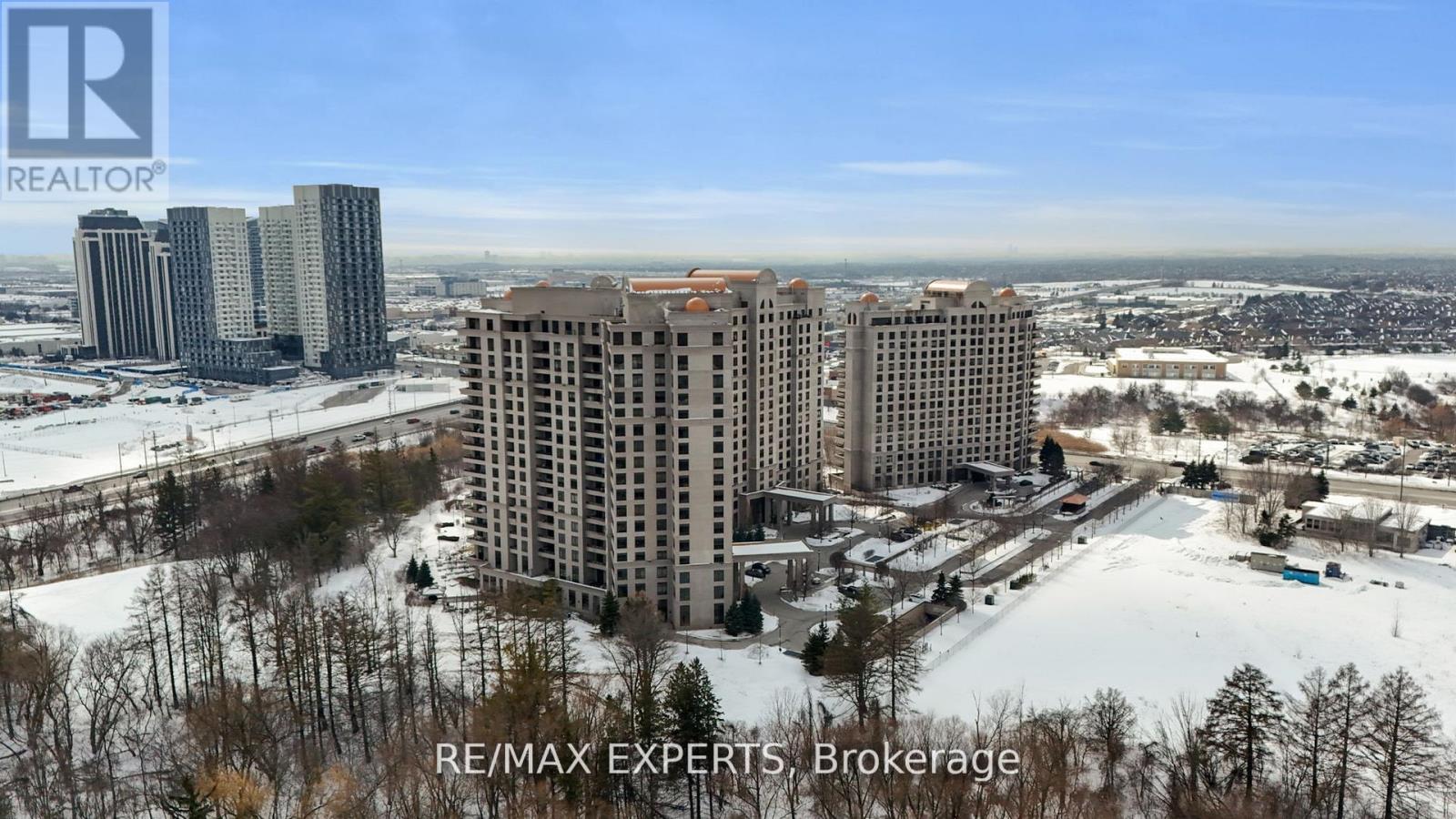 701 - 9255 Jane Street, Vaughan, Ontario  L6A 0K1 - Photo 2 - N12950146