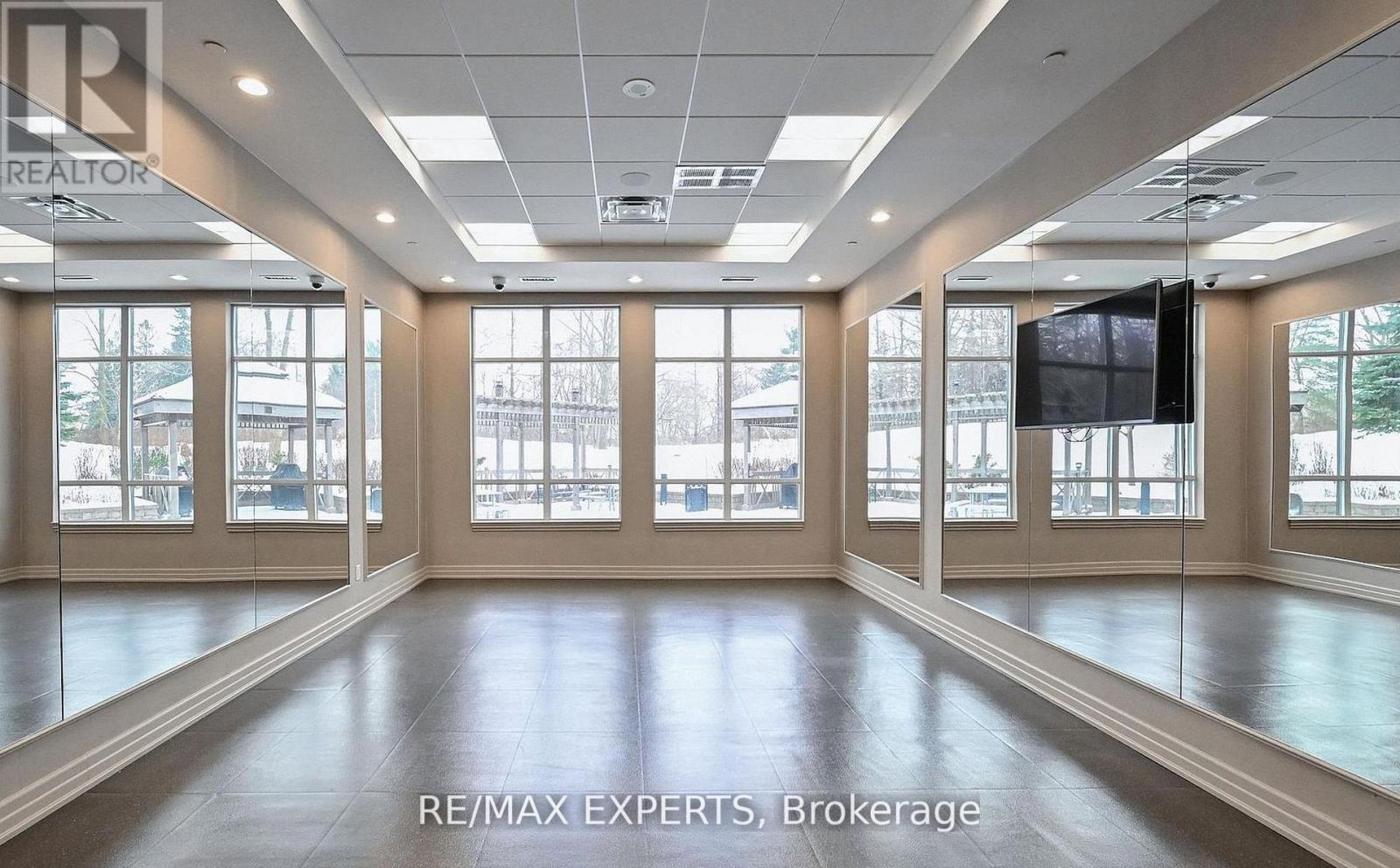 701 - 9255 Jane Street, Vaughan, Ontario  L6A 0K1 - Photo 30 - N12950146