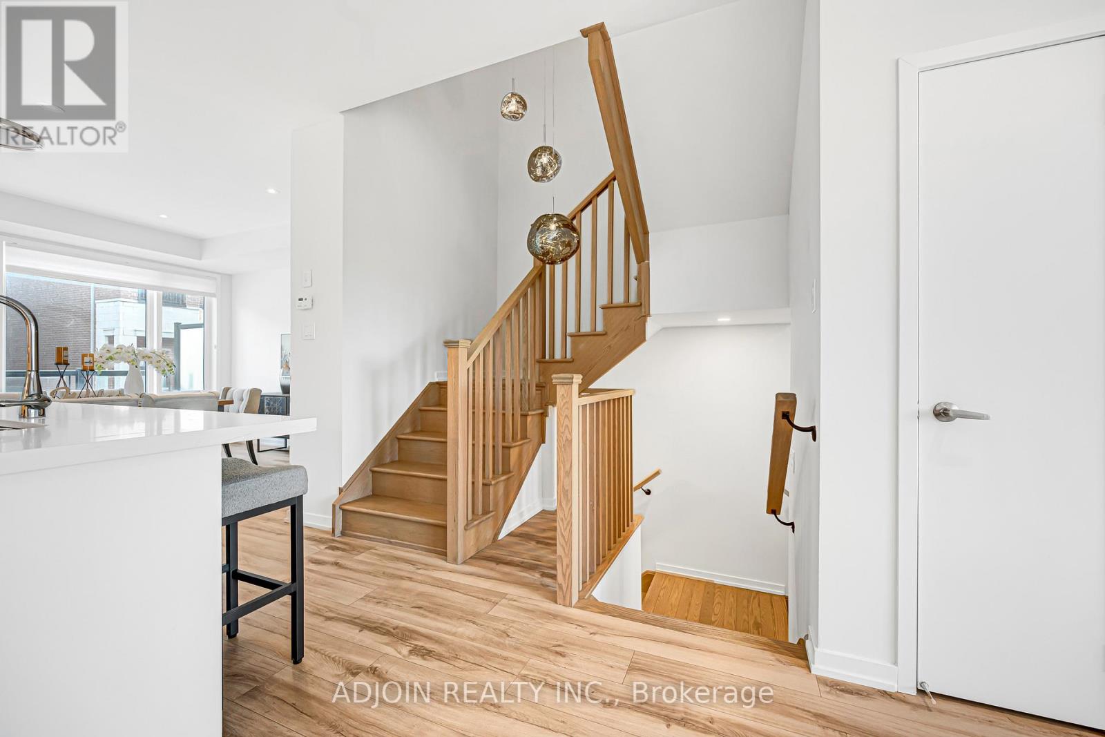 525 Marc Santi Boulevard, Vaughan, Ontario  L6A 5C5 - Photo 10 - N12950154