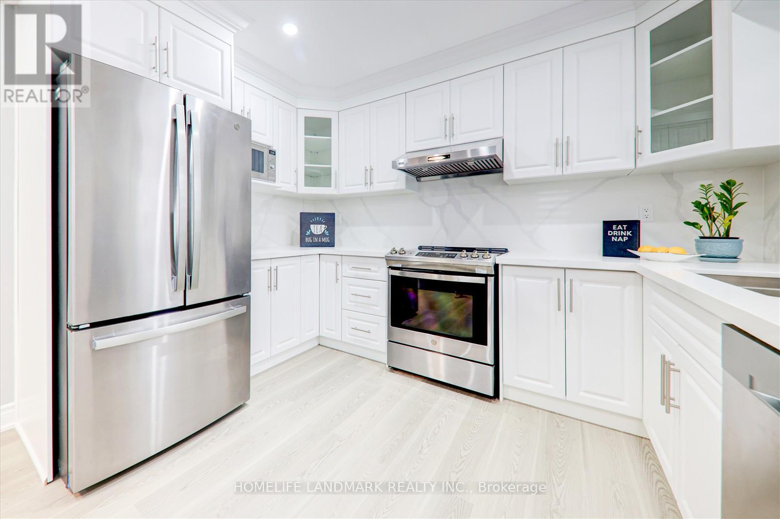 270 Rupert Avenue, Whitchurch-Stouffville, Ontario  L4A 1C5 - Photo 11 - N12950160