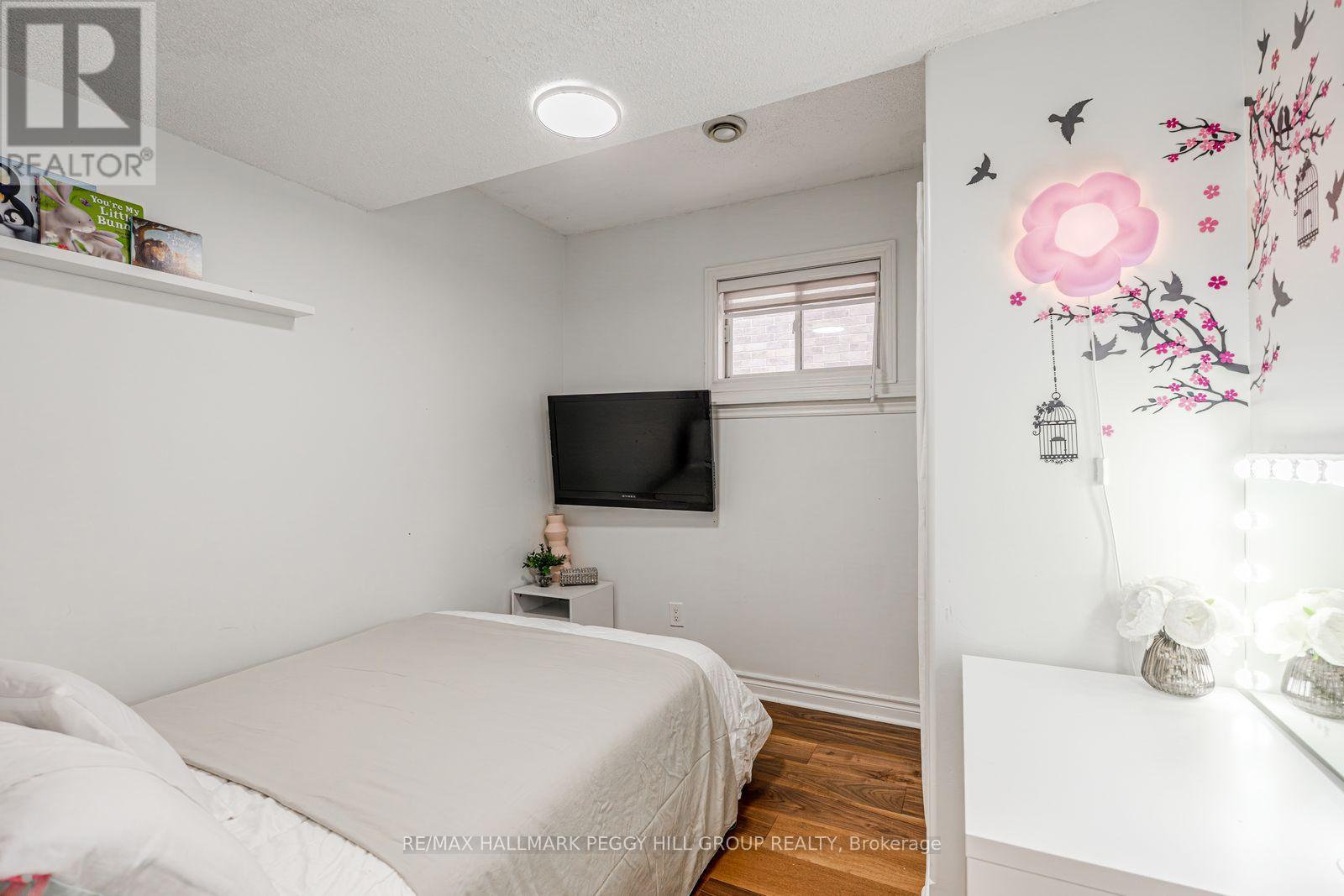 121 Sovereign's Gate, Barrie, Ontario  L4N 0Y9 - Photo 10 - S12950130