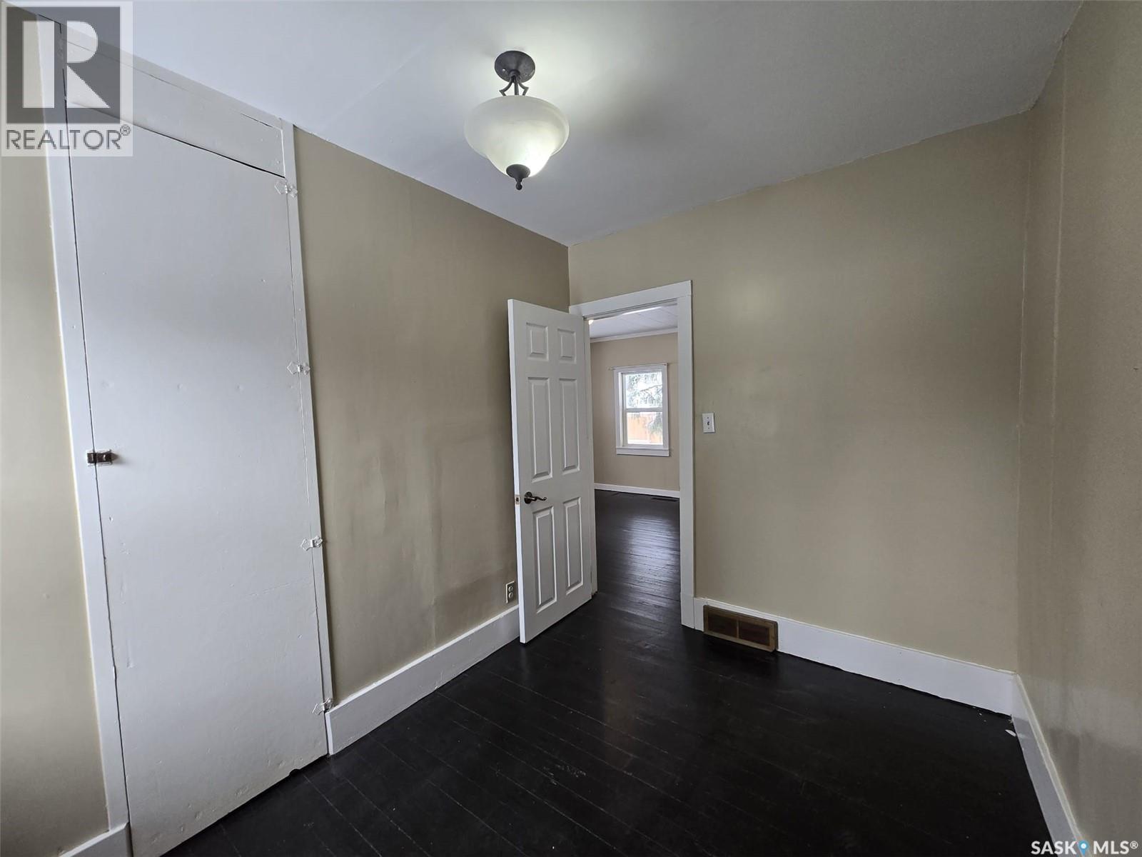 309 3rd Street W, Wilkie, Saskatchewan  S0K 4W0 - Photo 10 - SK031843