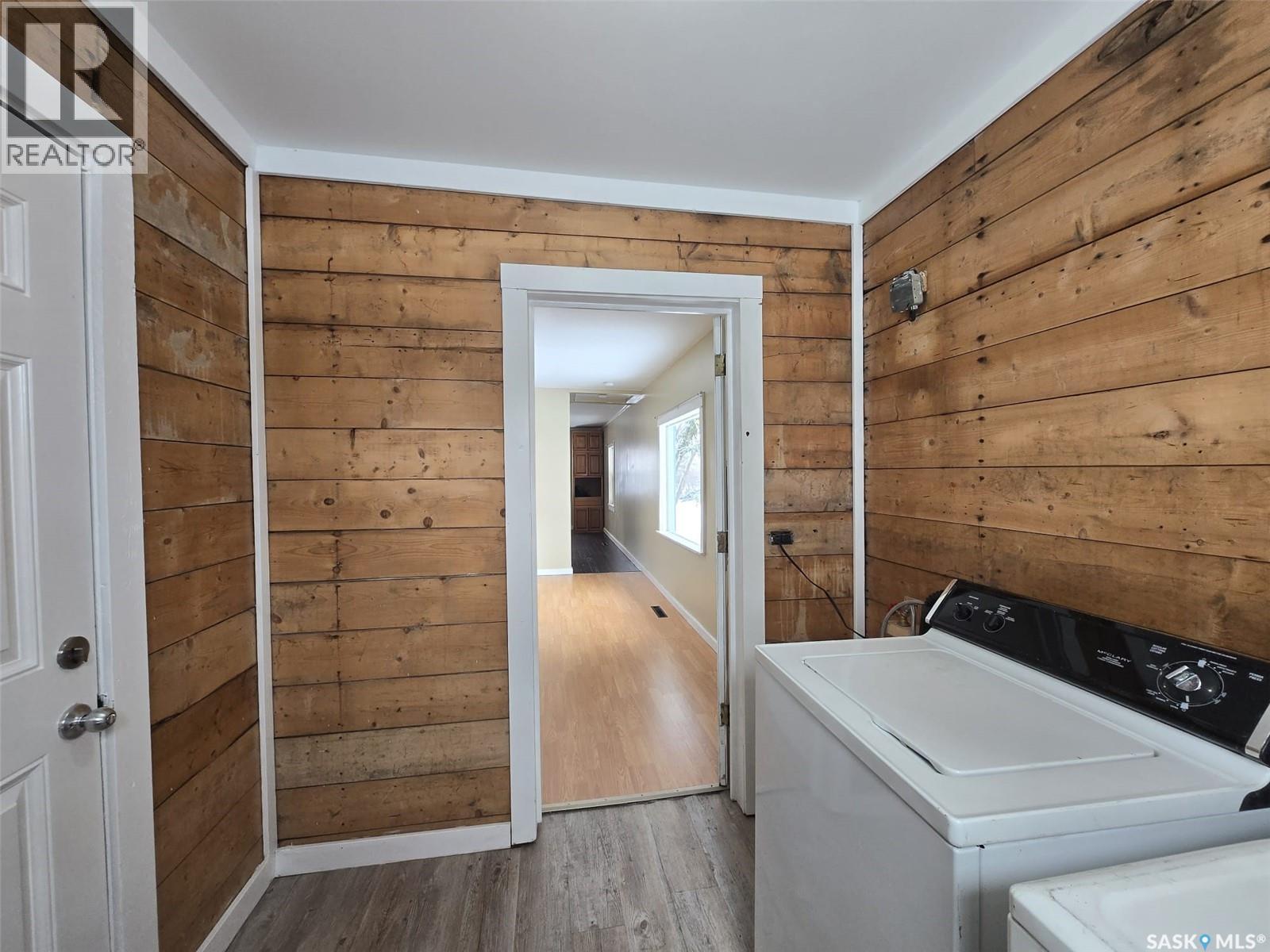 309 3rd Street W, Wilkie, Saskatchewan  S0K 4W0 - Photo 14 - SK031843