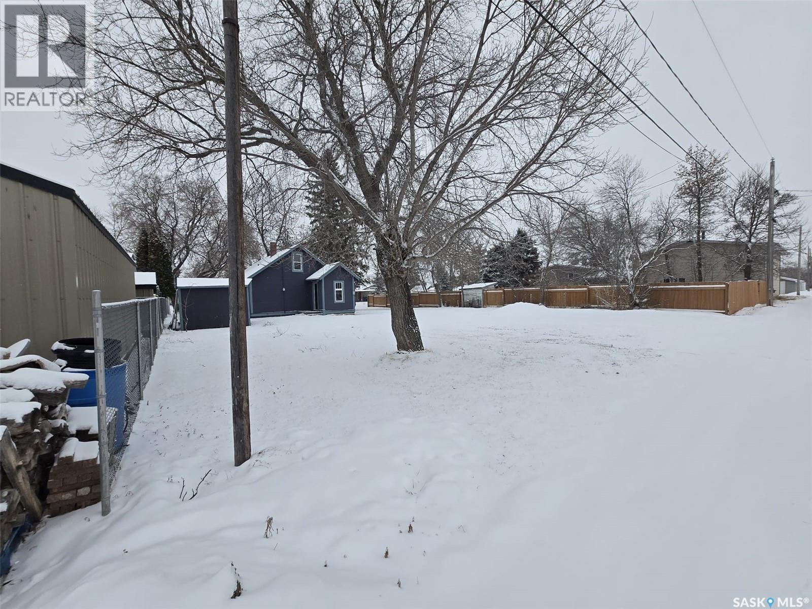 309 3rd Street W, Wilkie, Saskatchewan  S0K 4W0 - Photo 32 - SK031843