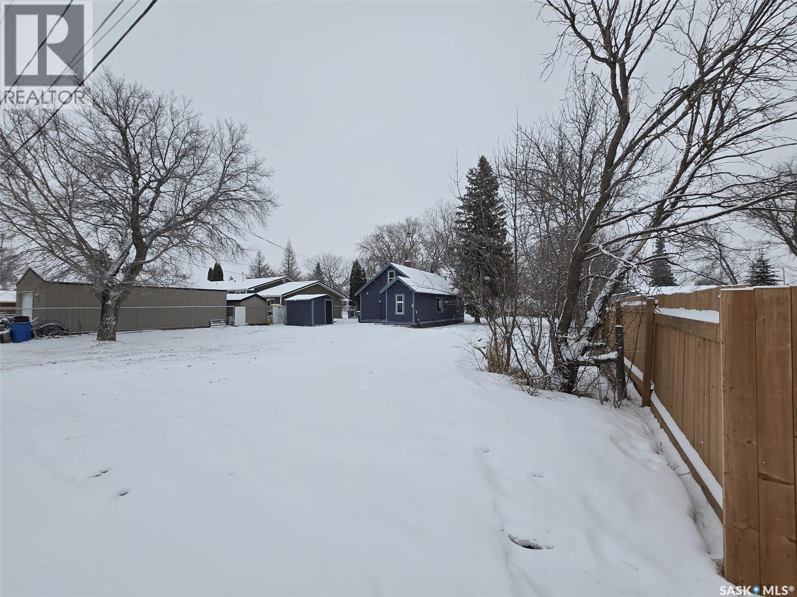 309 3rd Street W, Wilkie, Saskatchewan  S0K 4W0 - Photo 33 - SK031843
