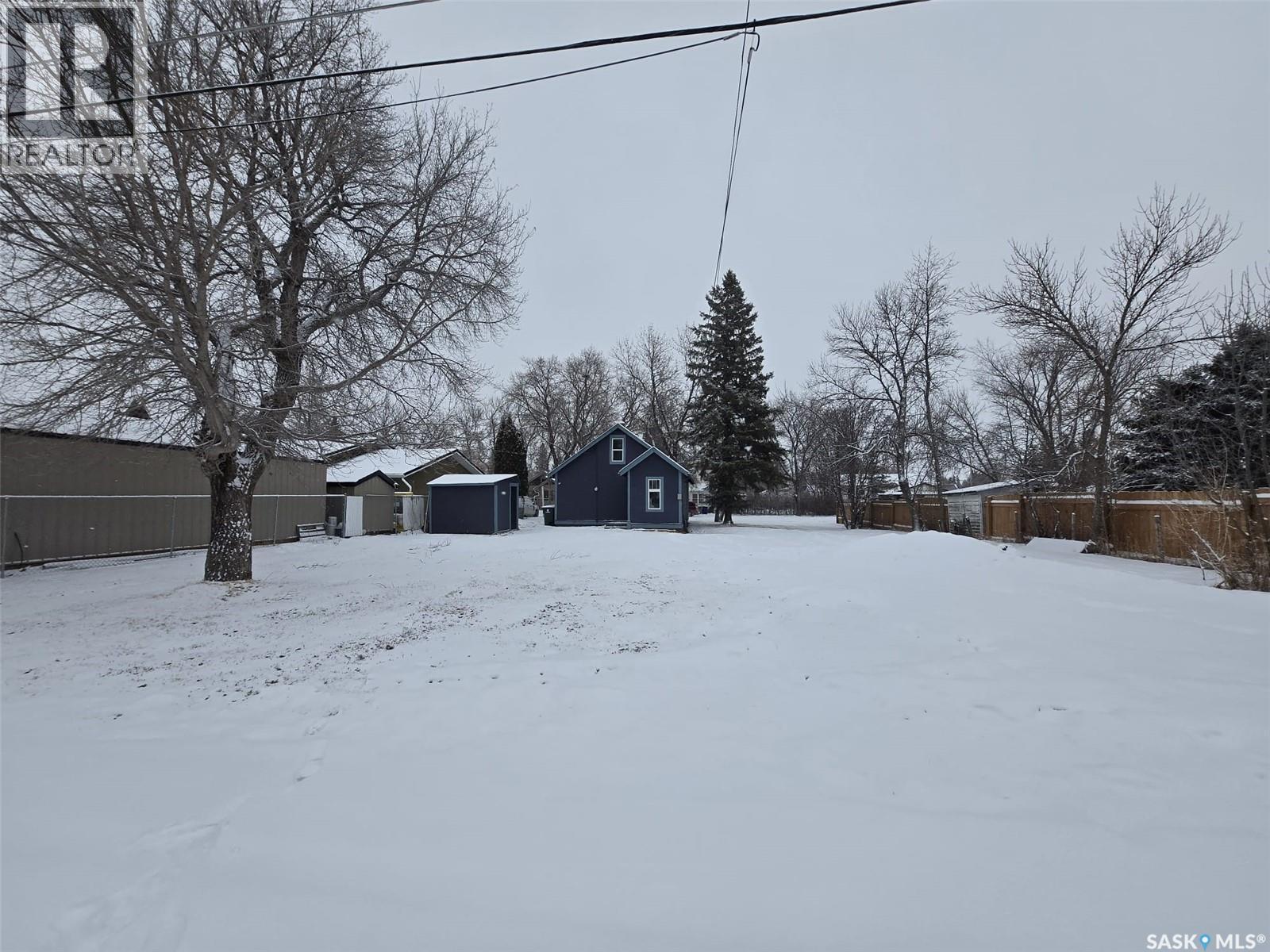 309 3rd Street W, Wilkie, Saskatchewan  S0K 4W0 - Photo 34 - SK031843