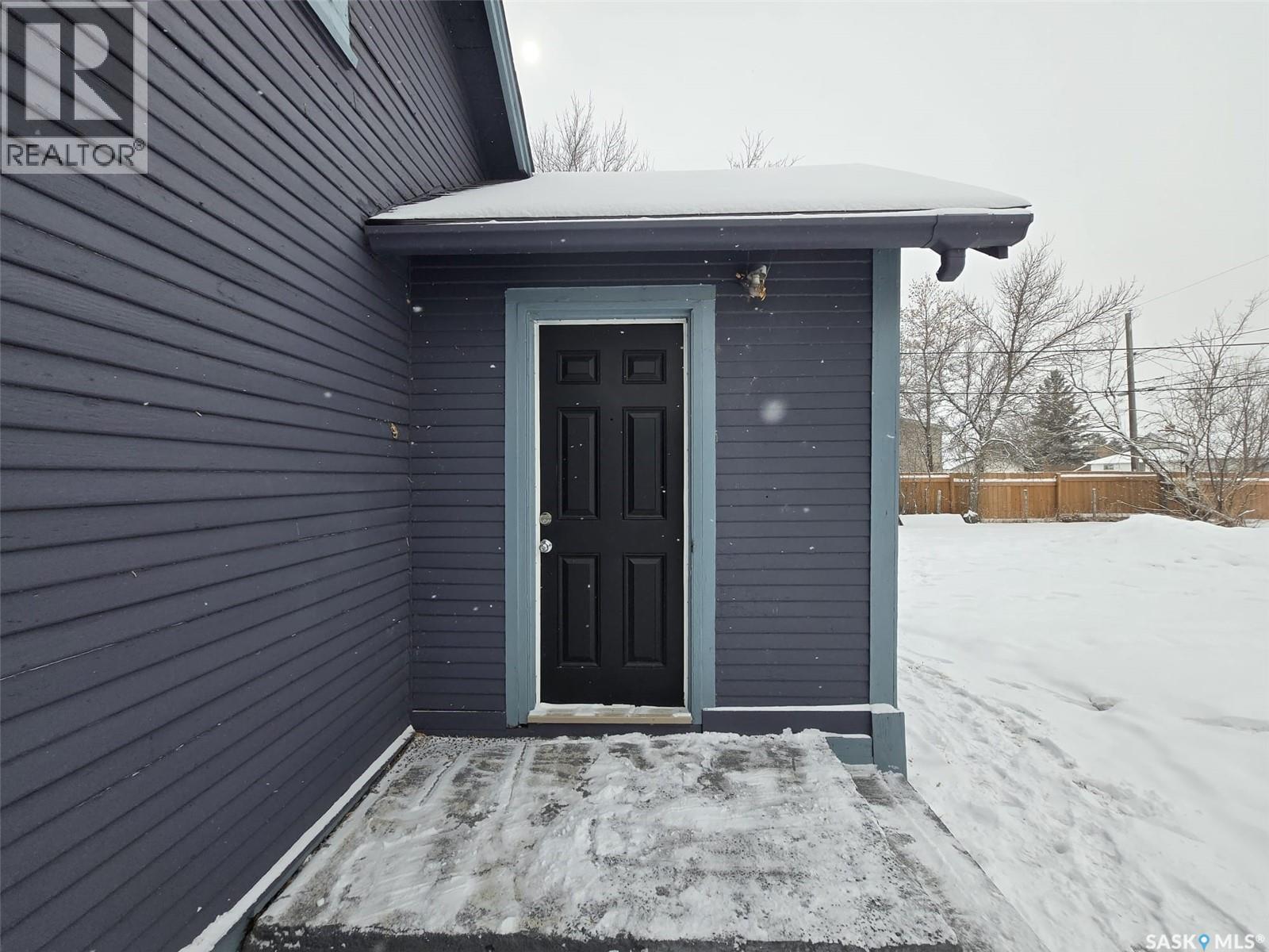 309 3rd Street W, Wilkie, Saskatchewan  S0K 4W0 - Photo 39 - SK031843