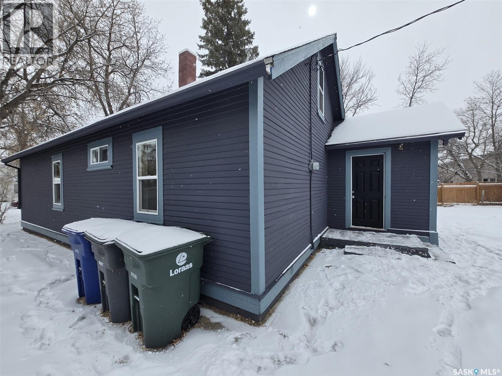 309 3rd Street W, Wilkie, Saskatchewan  S0K 4W0 - Photo 42 - SK031843