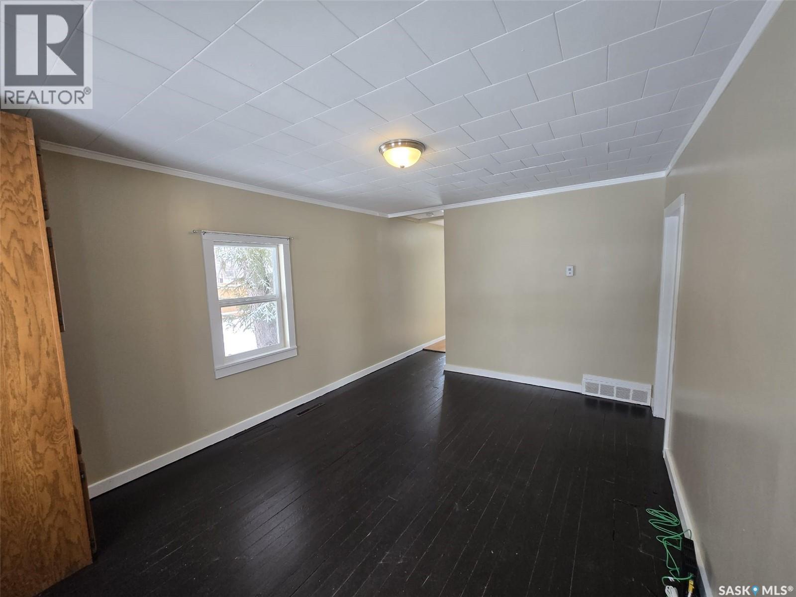 309 3rd Street W, Wilkie, Saskatchewan  S0K 4W0 - Photo 5 - SK031843