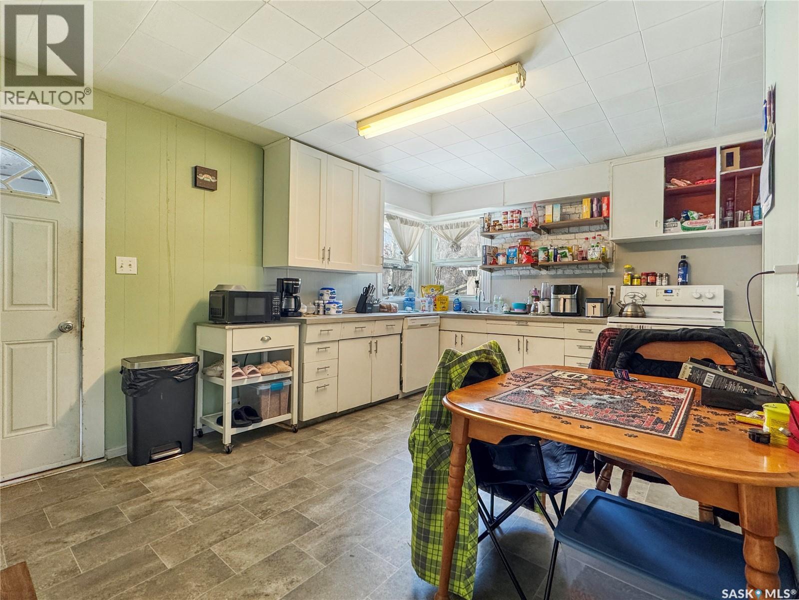 1441 103rd Street, North Battleford, Saskatchewan  S9A 1L2 - Photo 4 - SK031832