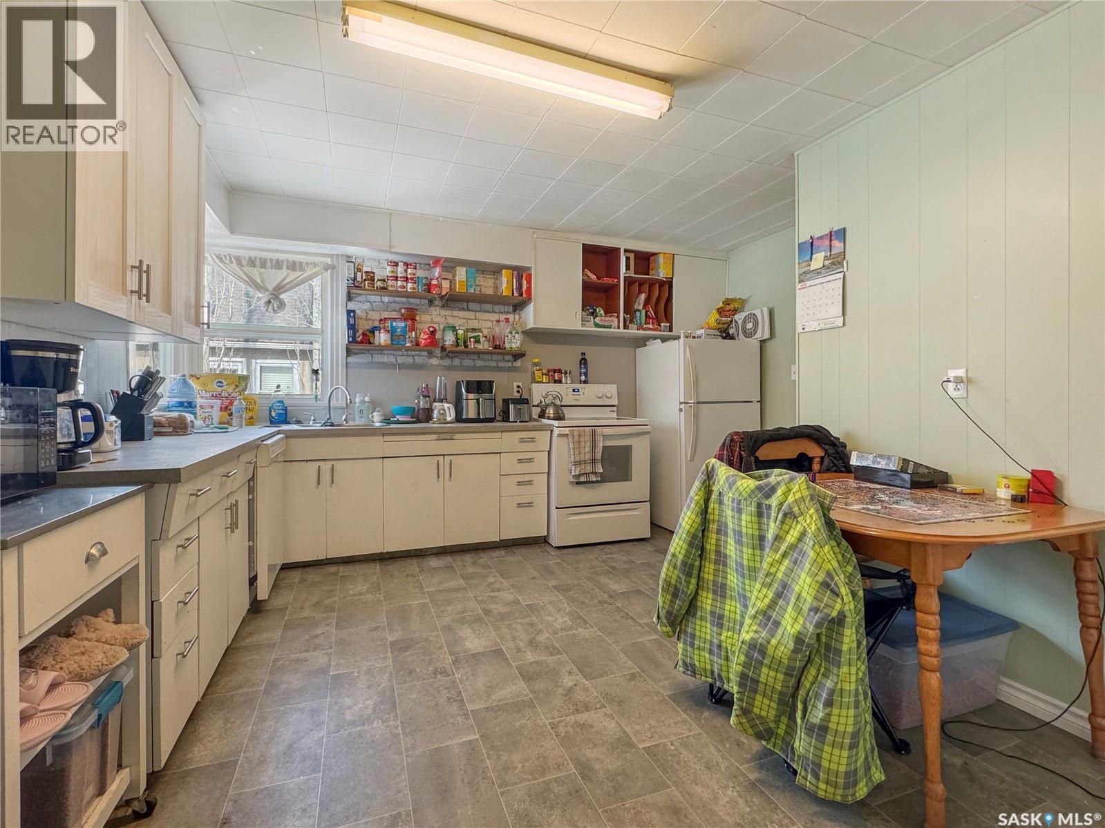 1441 103rd Street, North Battleford, Saskatchewan  S9A 1L2 - Photo 5 - SK031832