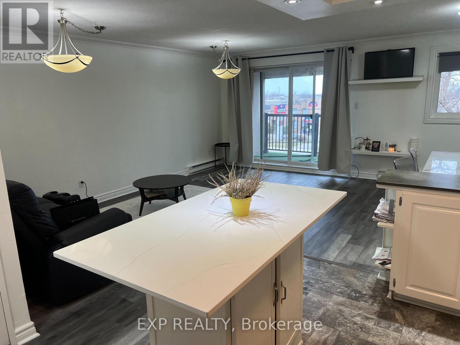 3040 Constitution Boulevard, Mississauga, Ontario  L4Y 3X7 - Photo 10 - W12947754