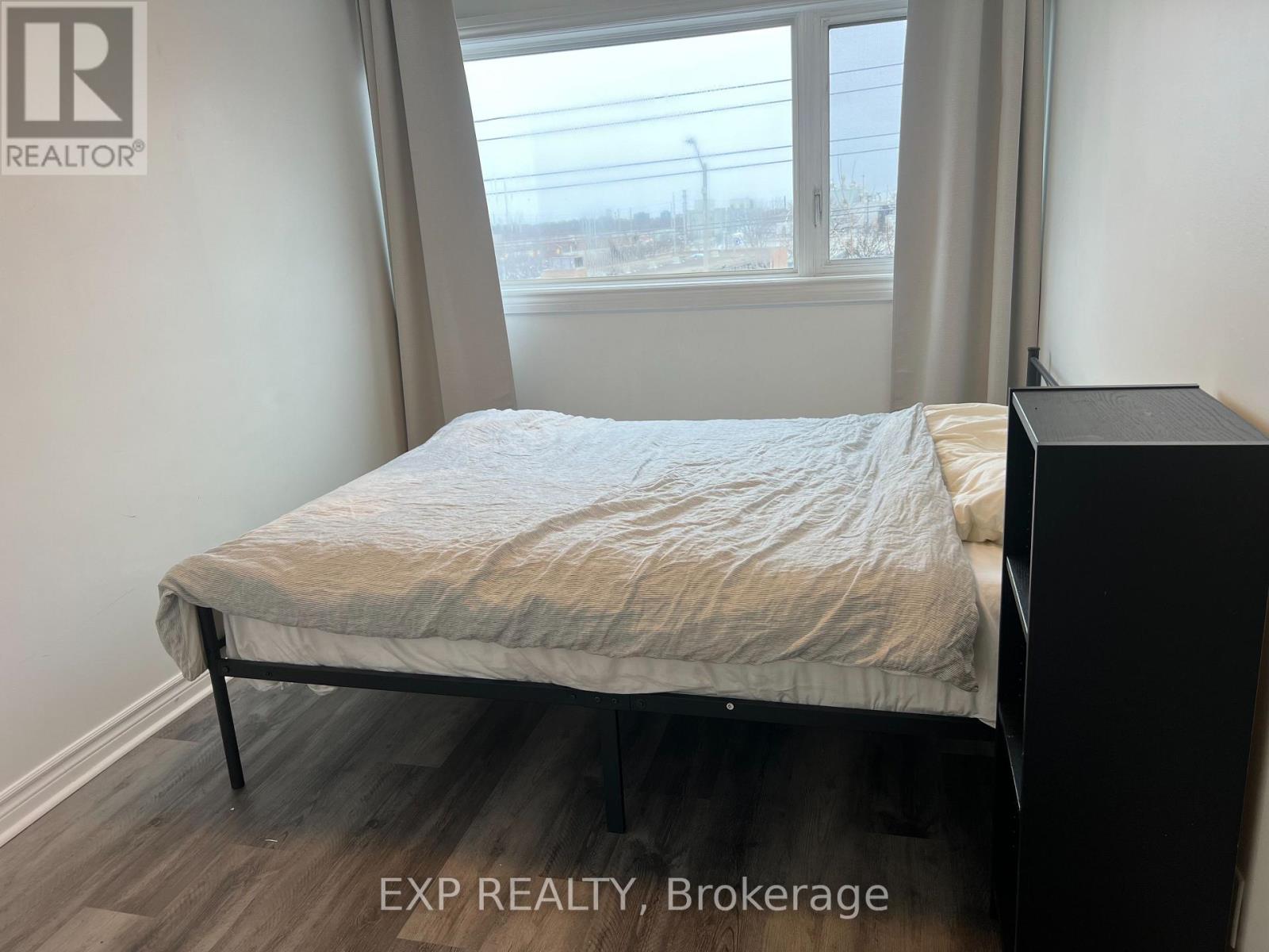 3040 Constitution Boulevard, Mississauga, Ontario  L4Y 3X7 - Photo 20 - W12947754