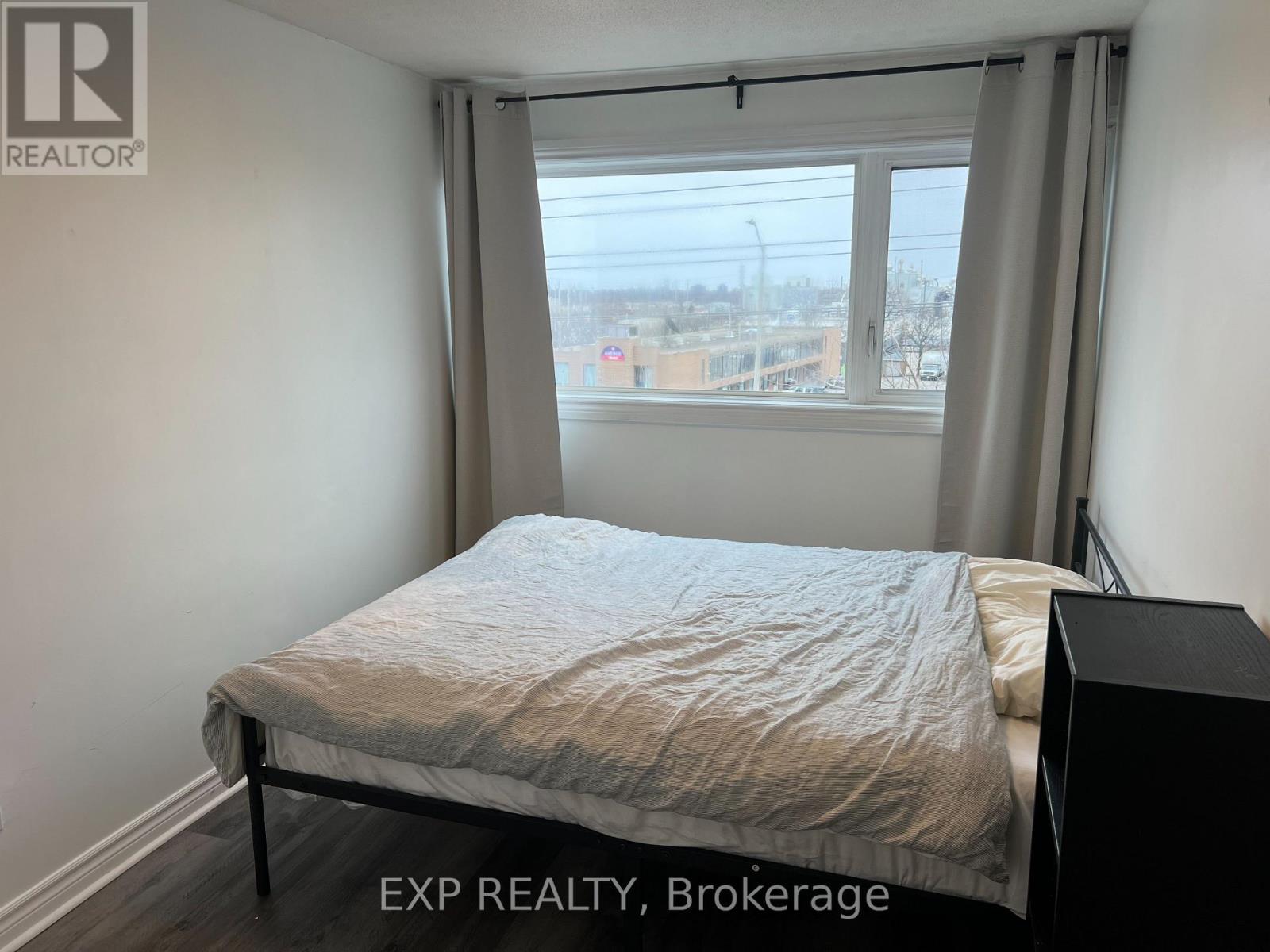 3040 Constitution Boulevard, Mississauga, Ontario  L4Y 3X7 - Photo 19 - W12947754