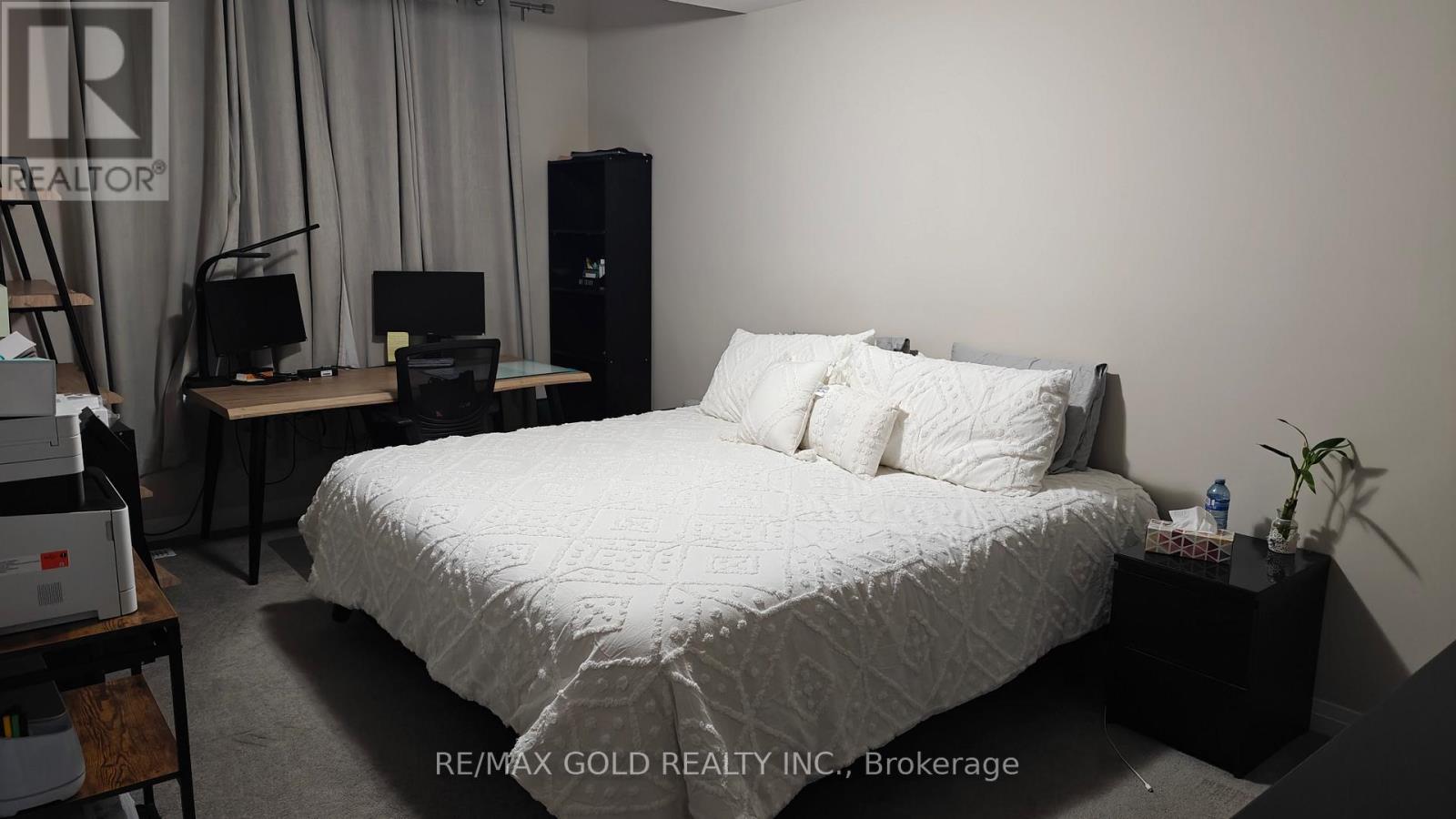 69 Fenside Street, Kitchener, Ontario  N2P 0J5 - Photo 8 - X12915220