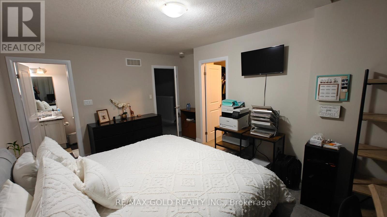 69 Fenside Street, Kitchener, Ontario  N2P 0J5 - Photo 17 - X12915220