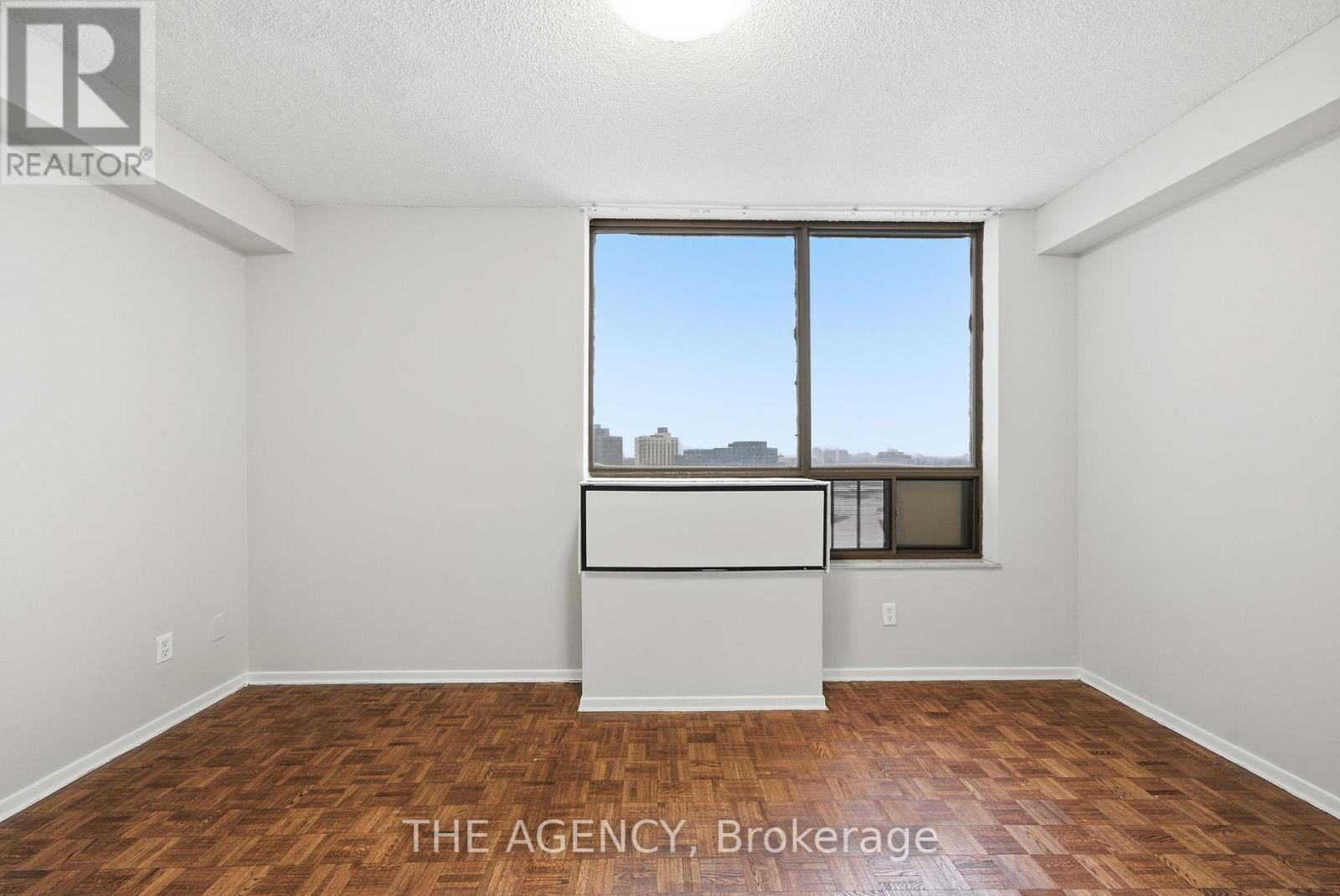 2511a - 2350 Dundas Street W, Toronto, Ontario  M6P 4B1 - Photo 9 - W12950124