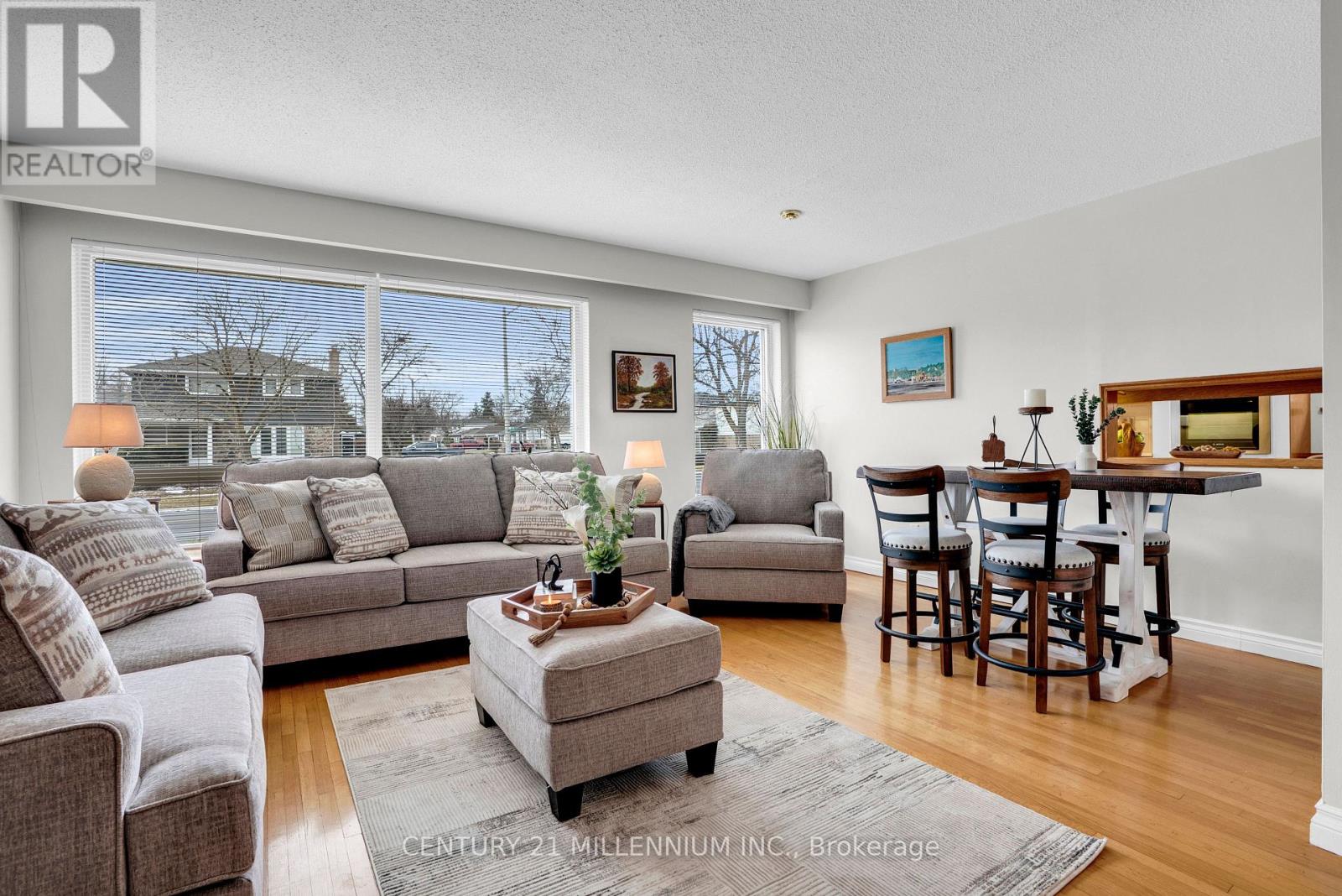 49 Harper Road, Brampton, Ontario  L6W 2W7 - Photo 12 - W12950142