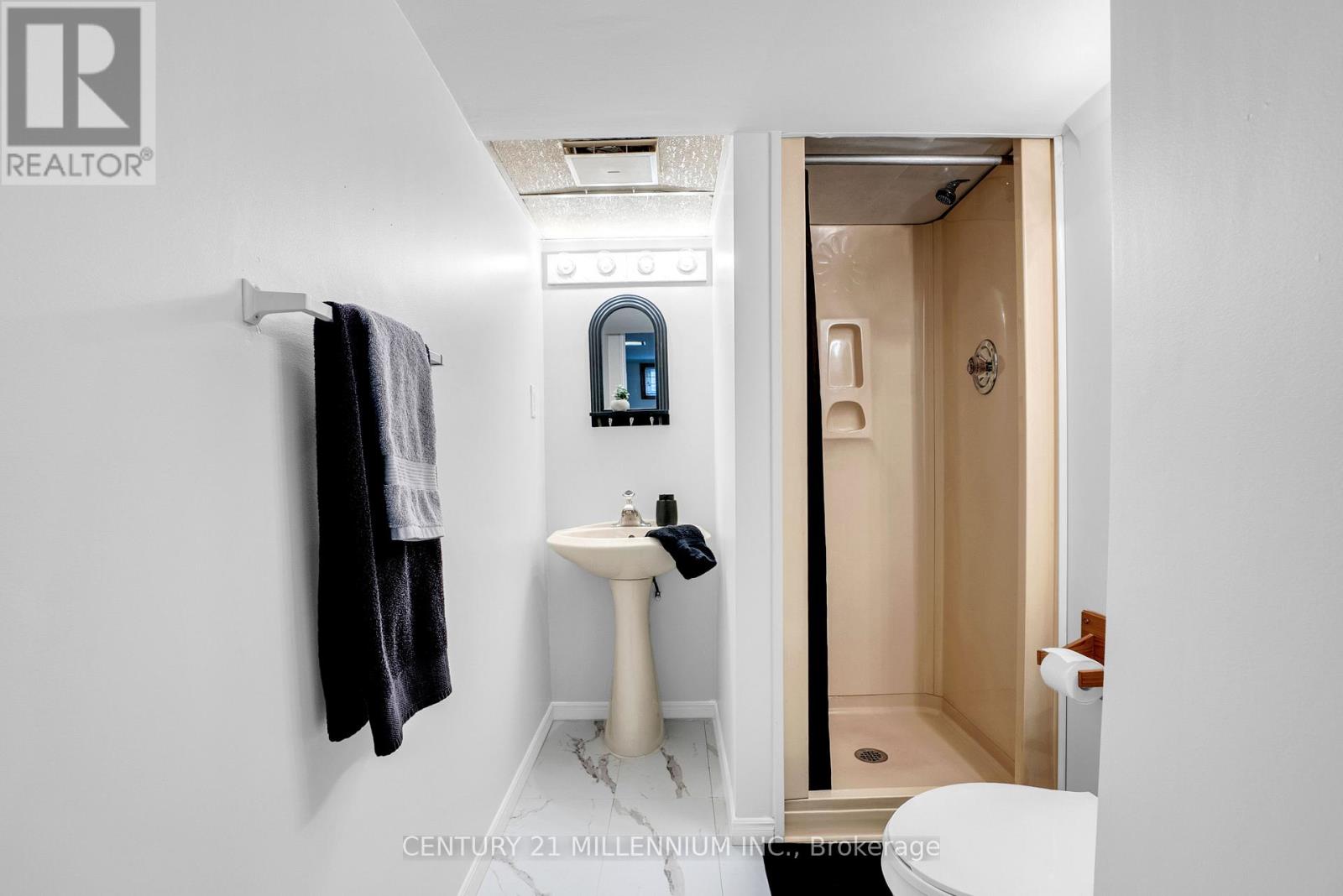 49 Harper Road, Brampton, Ontario  L6W 2W7 - Photo 33 - W12950142