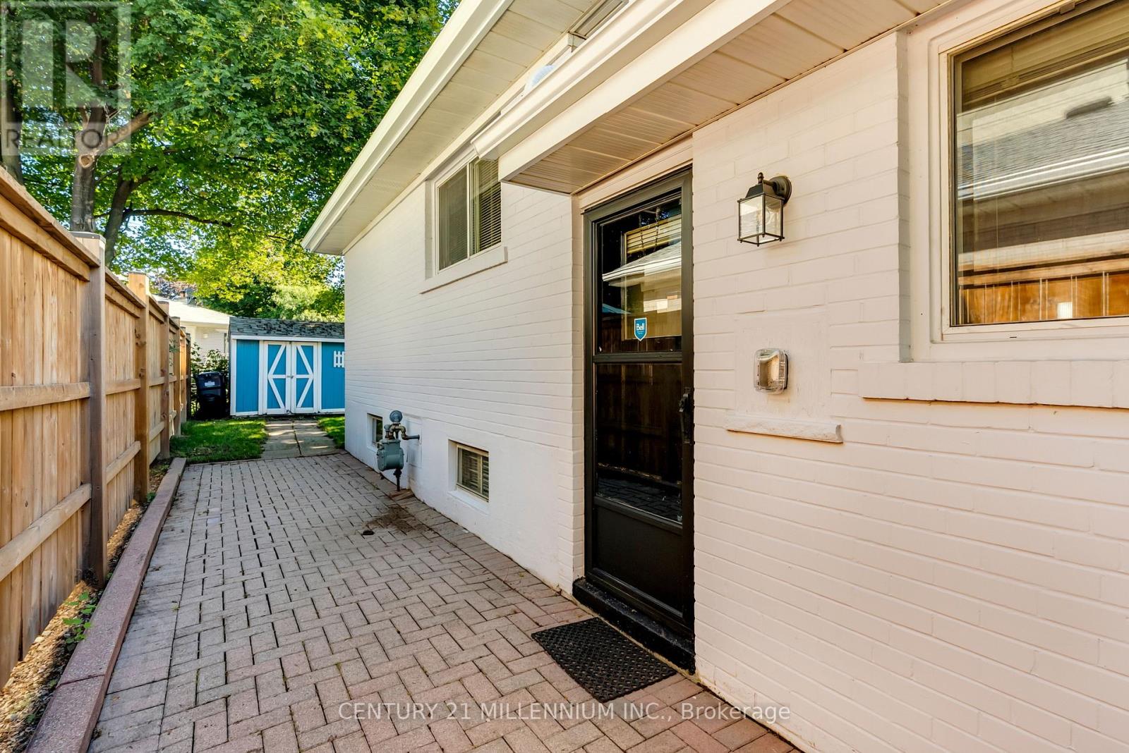 49 Harper Road, Brampton, Ontario  L6W 2W7 - Photo 36 - W12950142