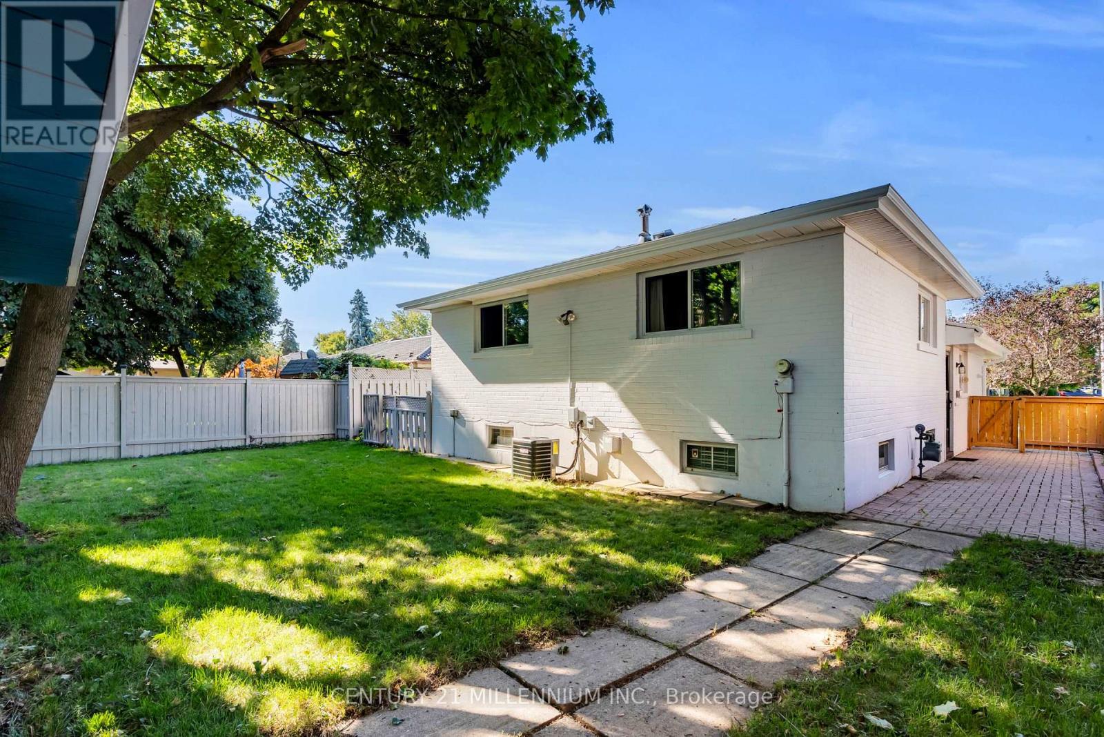 49 Harper Road, Brampton, Ontario  L6W 2W7 - Photo 42 - W12950142