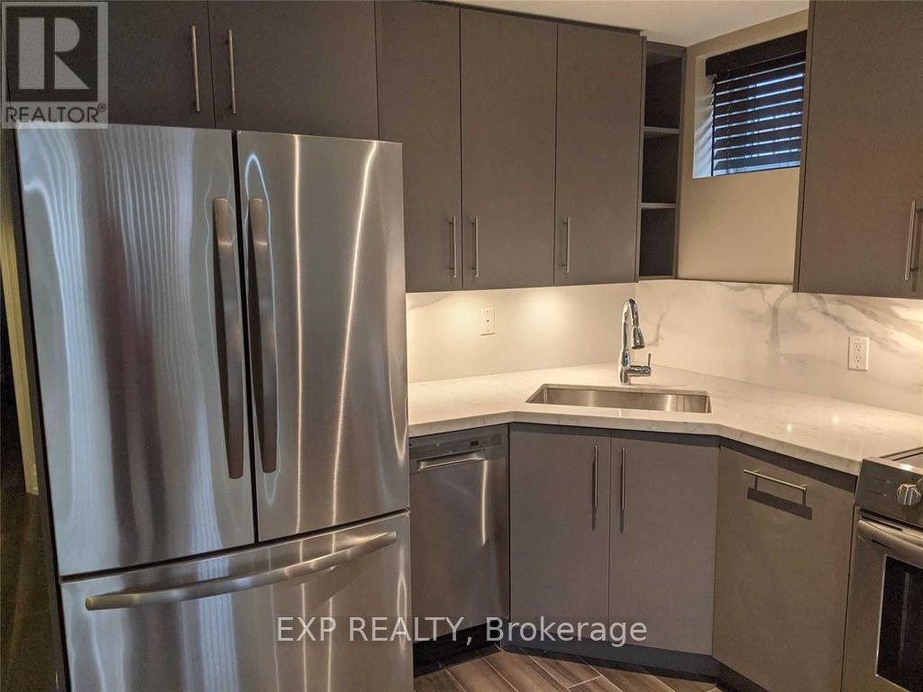 Lower - 78 Brampton Road, Toronto, Ontario  M9R 3J9 - Photo 5 - W12950144