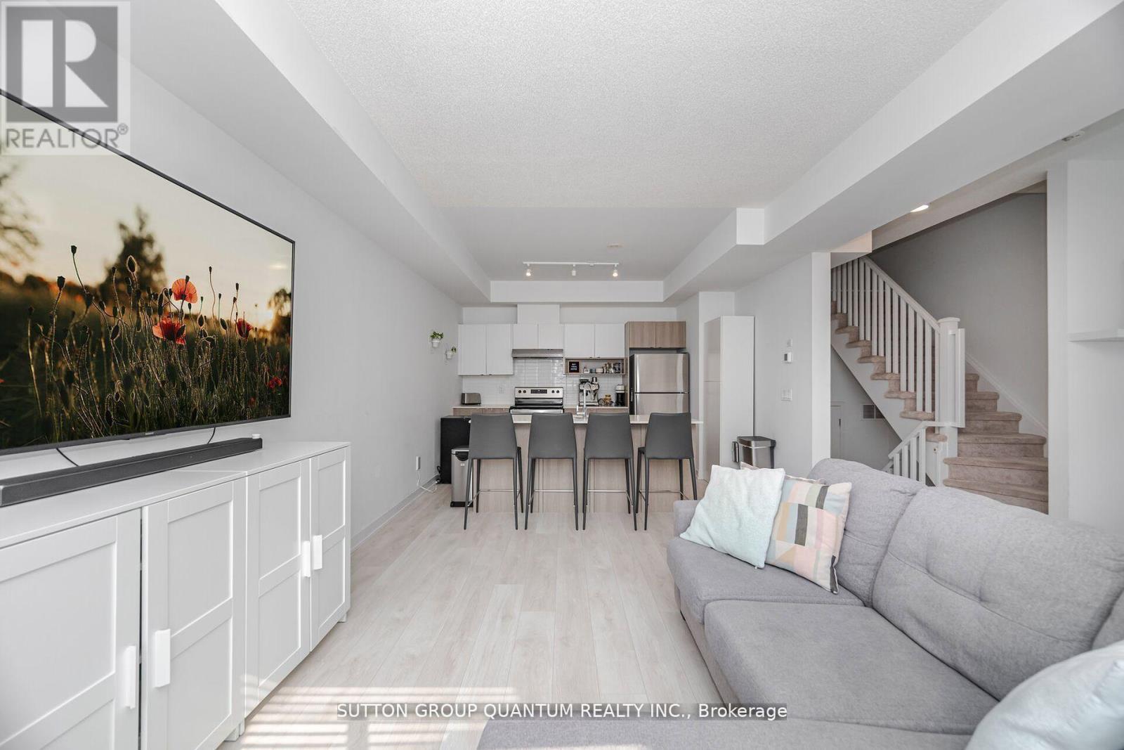 19 - 1121 Cooke Boulevard, Burlington, Ontario  L7T 0C4 - Photo 8 - W12950200