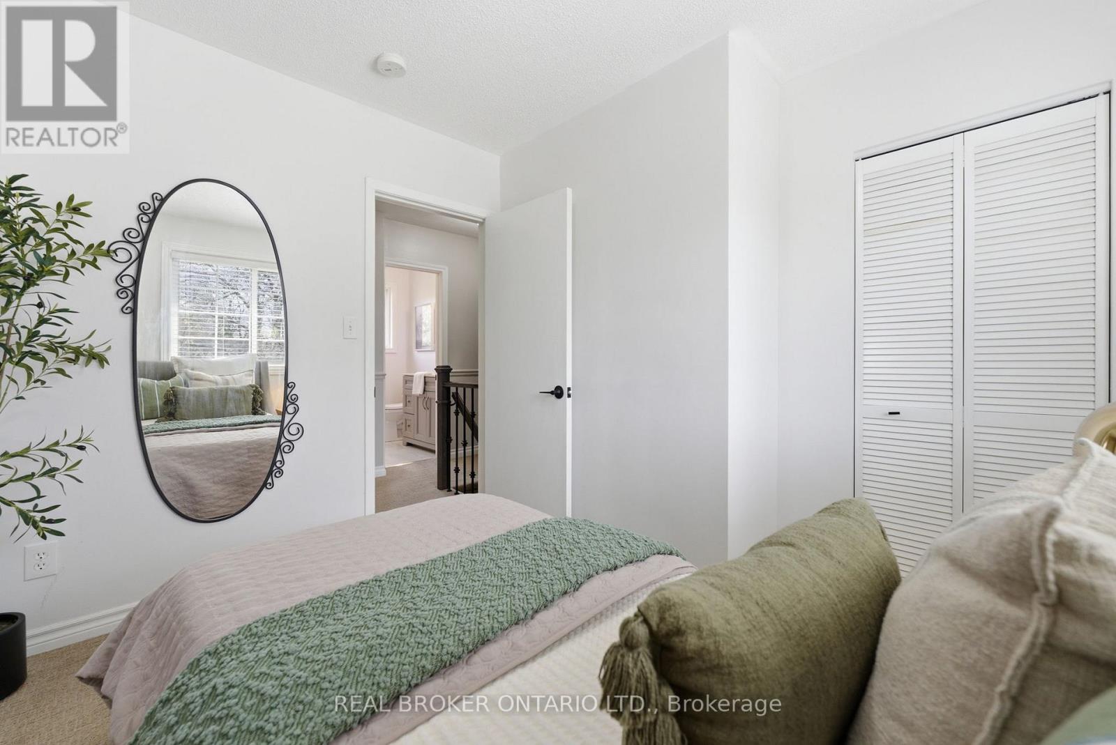 1251 Nottingham Avenue, Burlington, Ontario  L7P 2R5 - Photo 25 - W12950204