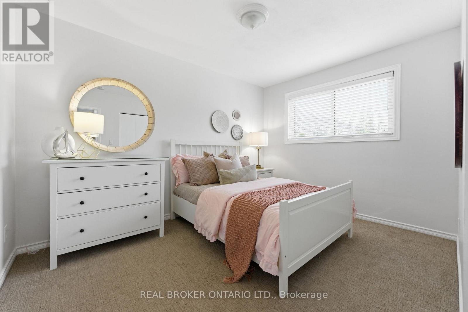 1251 Nottingham Avenue, Burlington, Ontario  L7P 2R5 - Photo 29 - W12950204