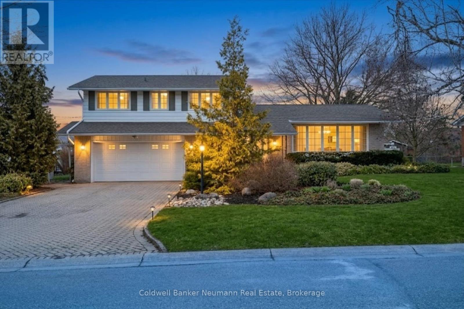 16 Colborn Street, Guelph, Ontario  N1G 2M5 - Photo 3 - X12917102