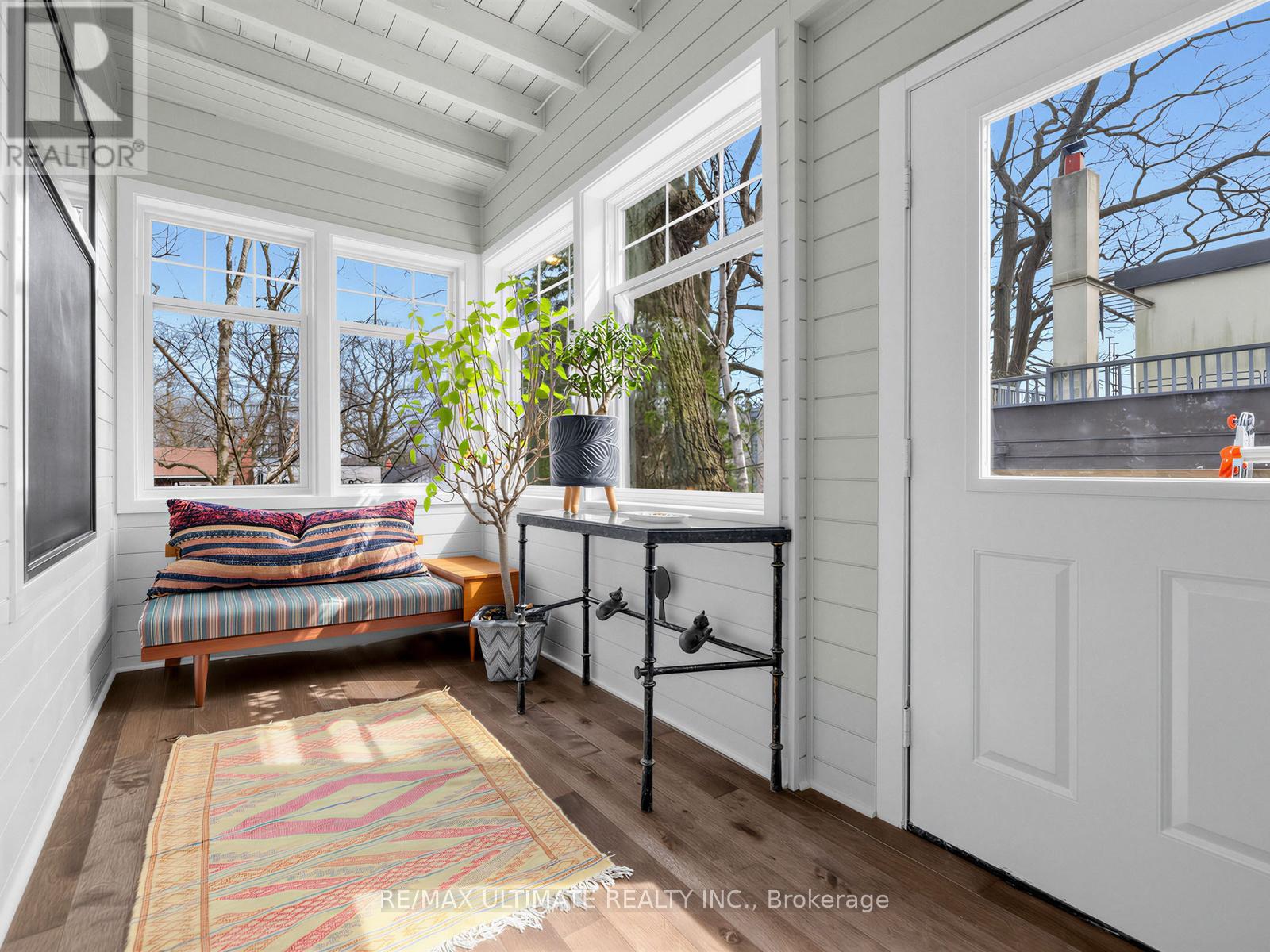 18 Blantyre Avenue, Toronto, Ontario  M1N 2R4 - Photo 5 - E12941418