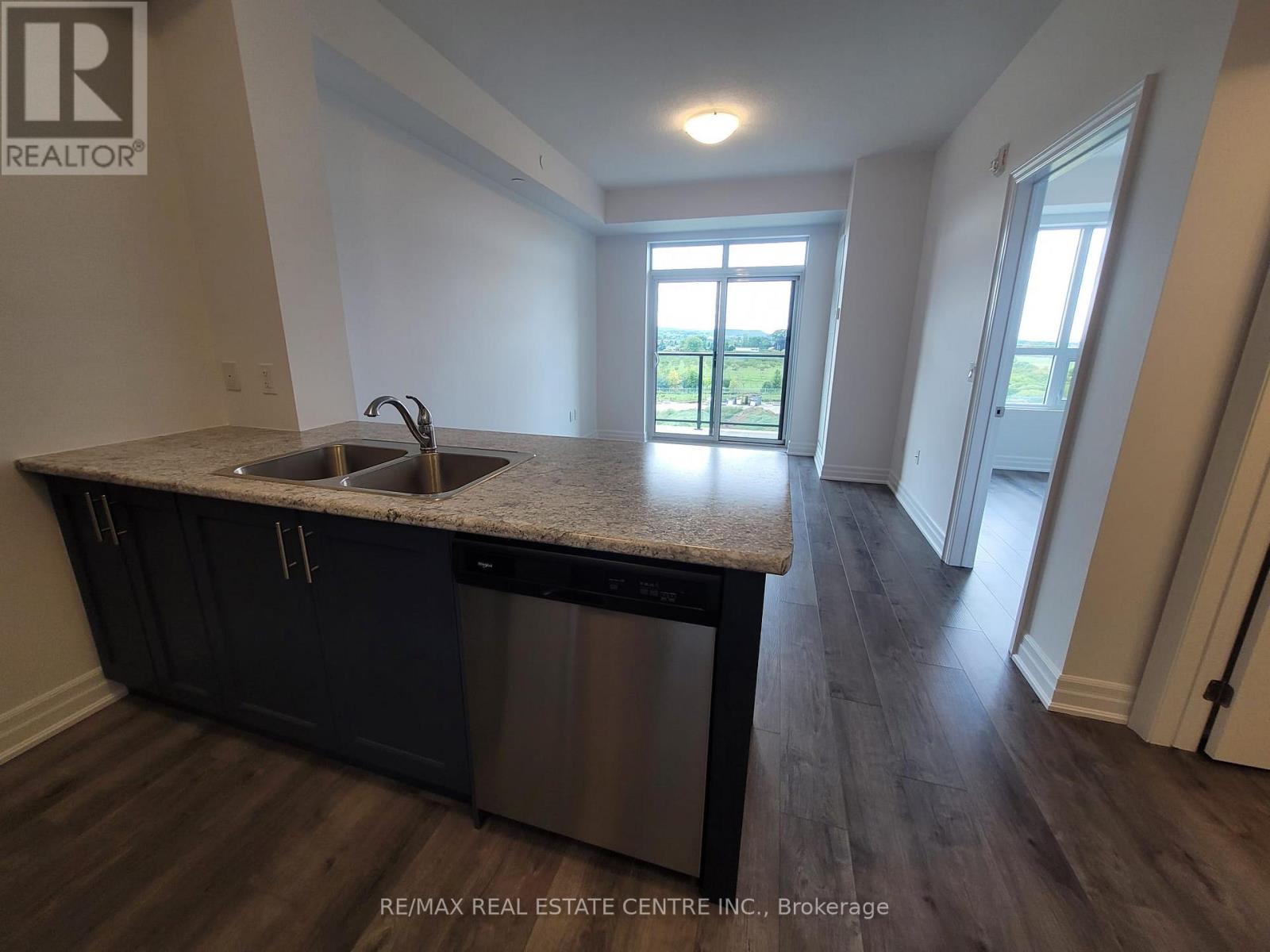 501 - 5055 Greenlane Road, Lincoln, Ontario  L3J 2J3 - Photo 11 - X12950056