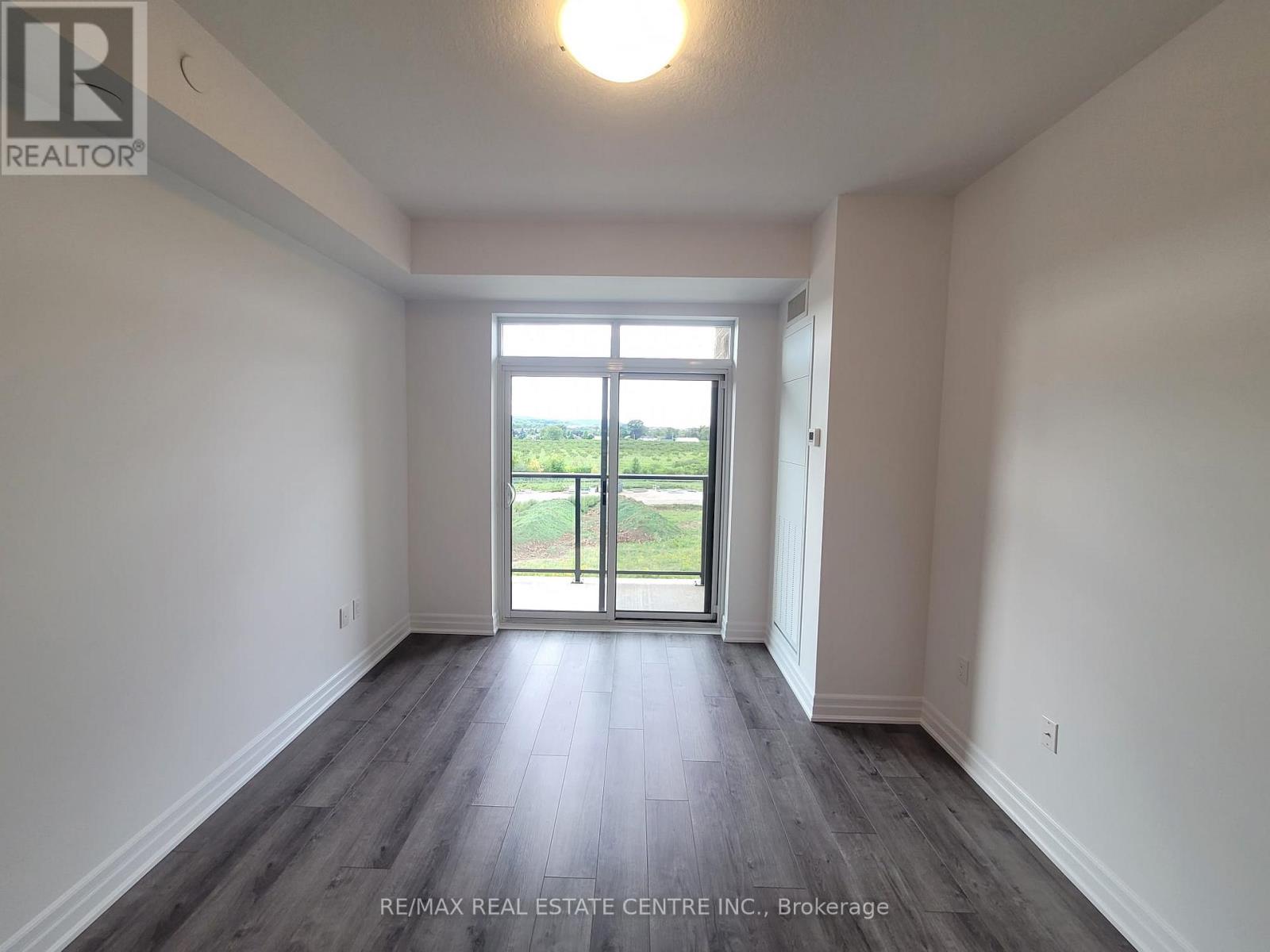 501 - 5055 Greenlane Road, Lincoln, Ontario  L3J 2J3 - Photo 12 - X12950056