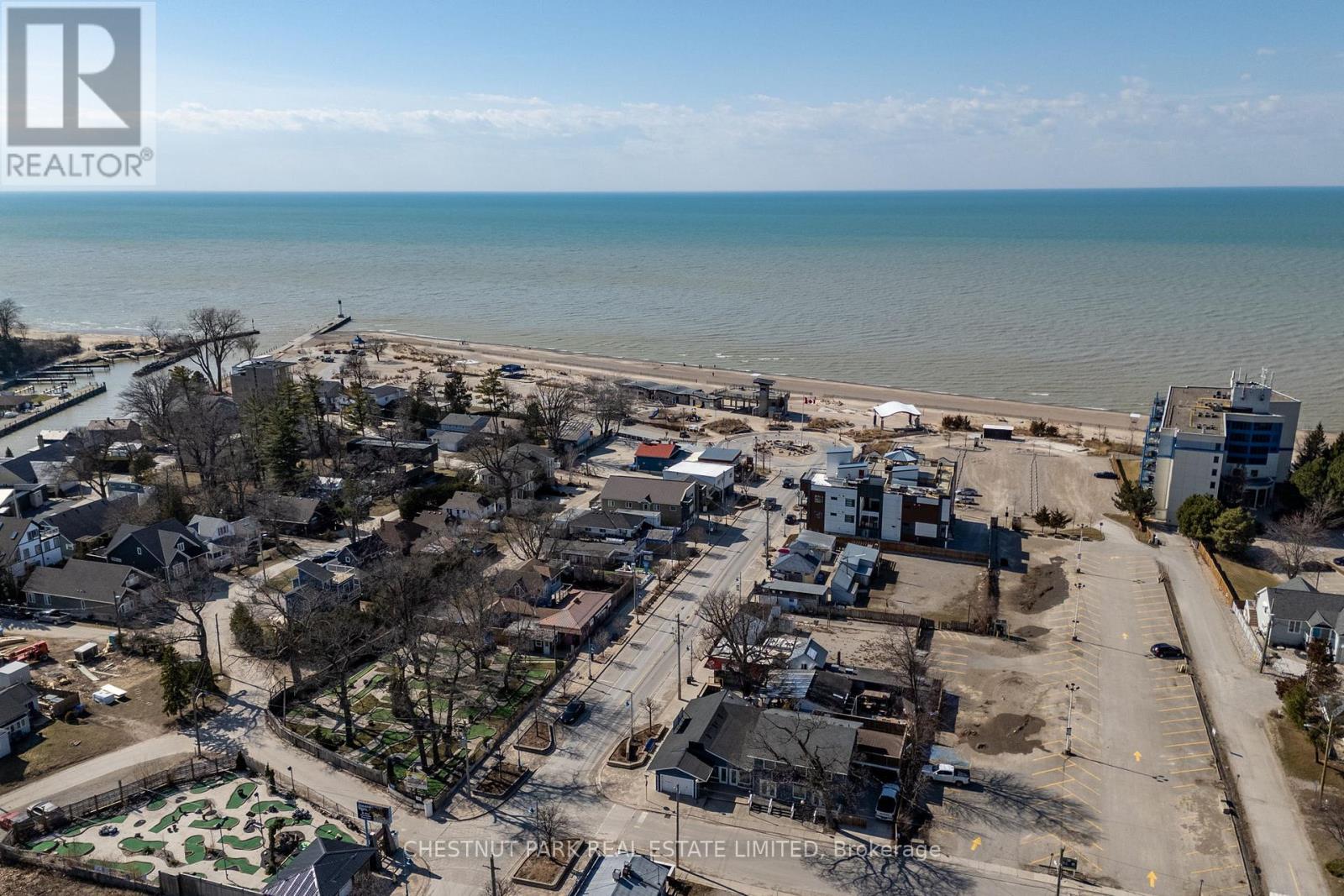 41 & 45 Ontario Street S, Lambton Shores, Ontario  N0M 1T0 - Photo 12 - X12950090