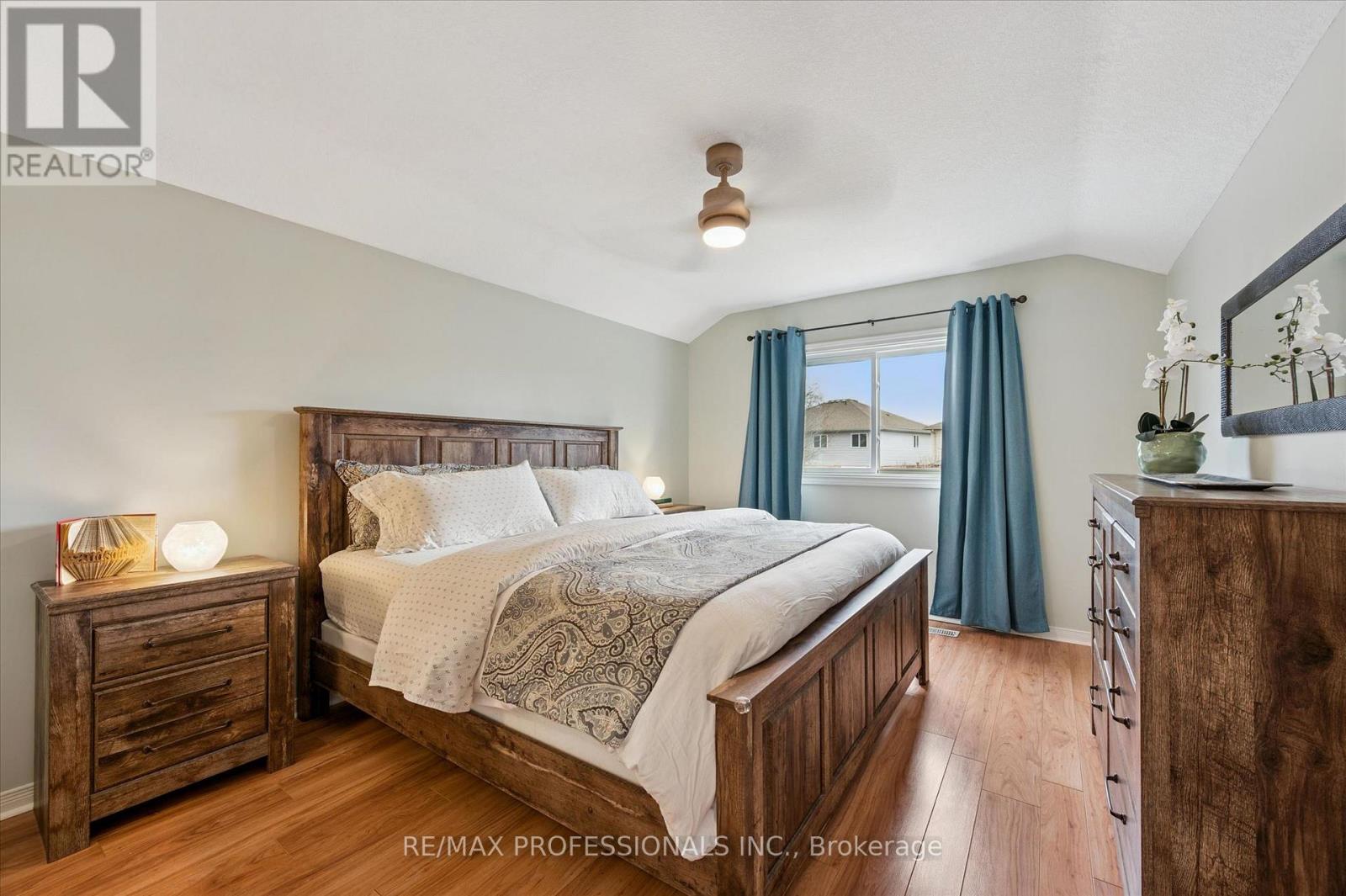 6 Orchid Crescent, Kitchener, Ontario  N2E 3N2 - Photo 24 - X12950126