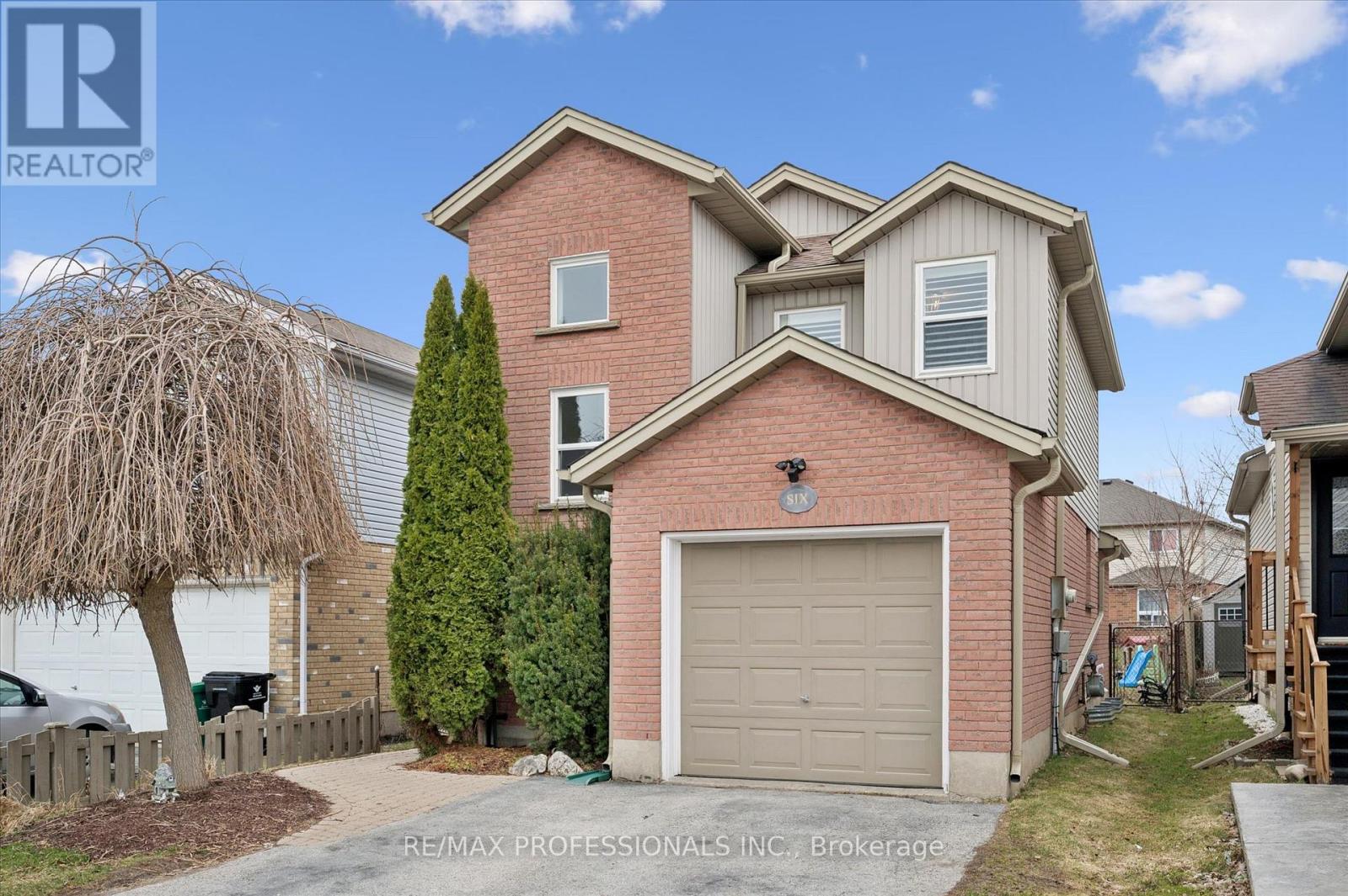 6 Orchid Crescent, Kitchener, Ontario  N2E 3N2 - Photo 3 - X12950126