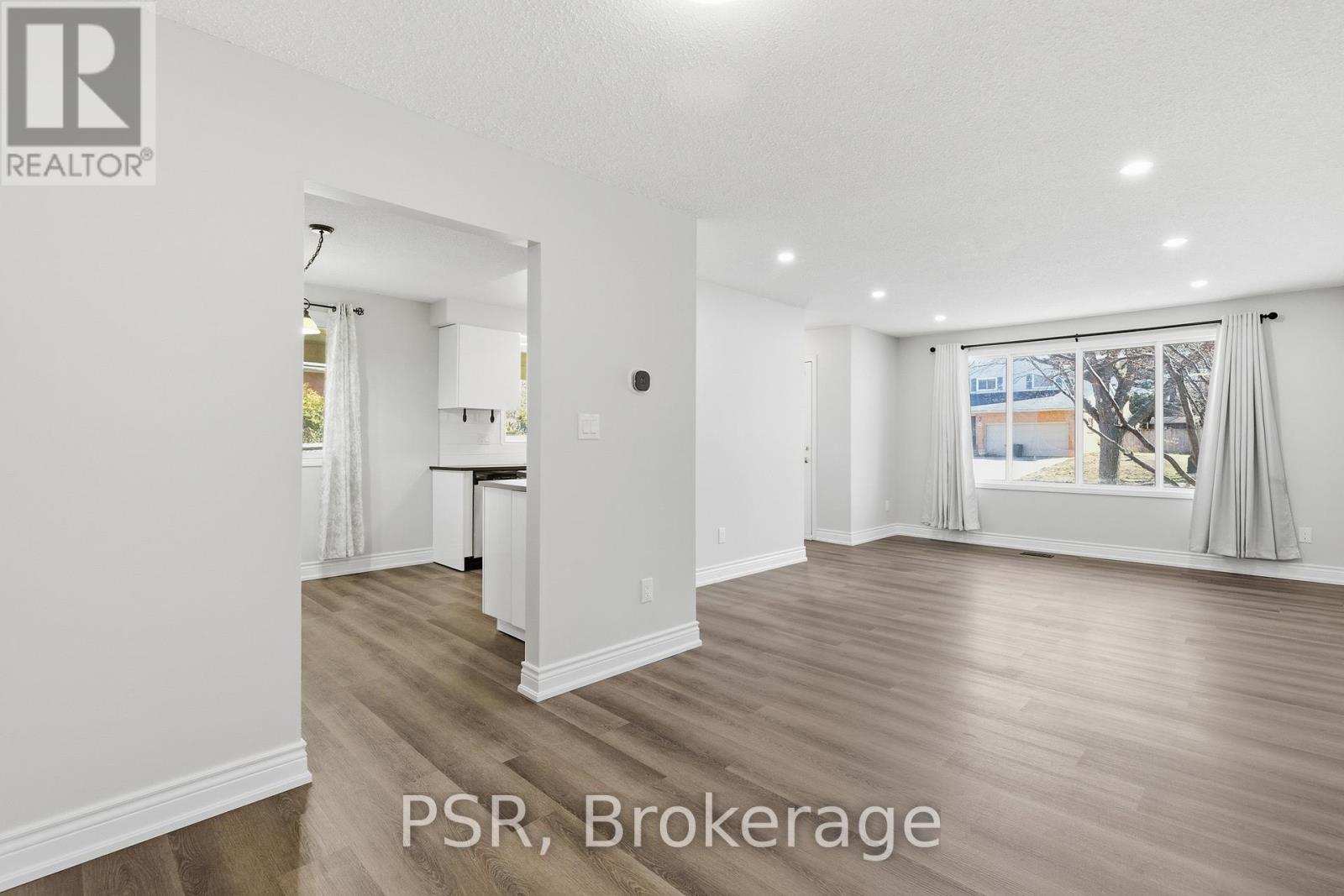 577 Tuscarora Drive, Hamilton, Ontario  L9G 3N9 - Photo 11 - X12950138