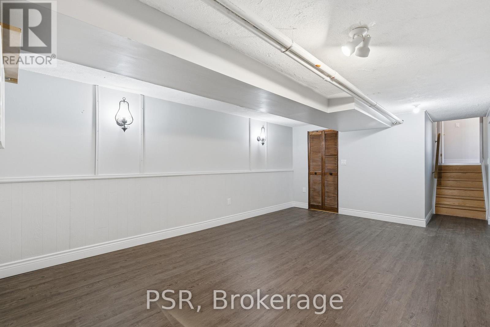 577 Tuscarora Drive, Hamilton, Ontario  L9G 3N9 - Photo 23 - X12950138