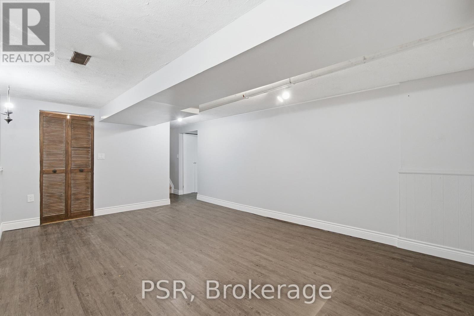 577 Tuscarora Drive, Hamilton, Ontario  L9G 3N9 - Photo 24 - X12950138