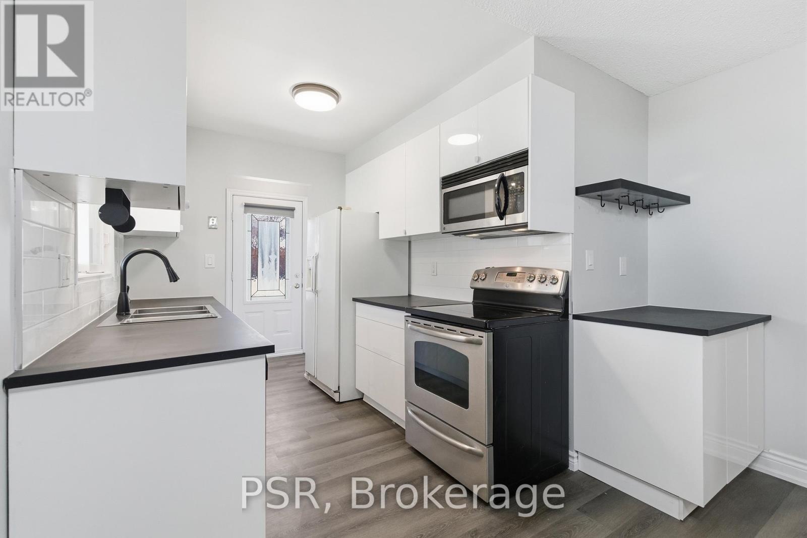 577 Tuscarora Drive, Hamilton, Ontario  L9G 3N9 - Photo 7 - X12950138