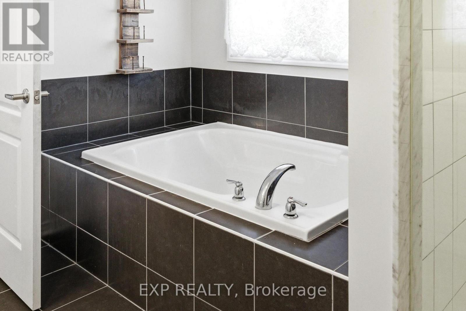 96 Stamford Street, Woolwich, Ontario  N0B 1M0 - Photo 26 - X12950152