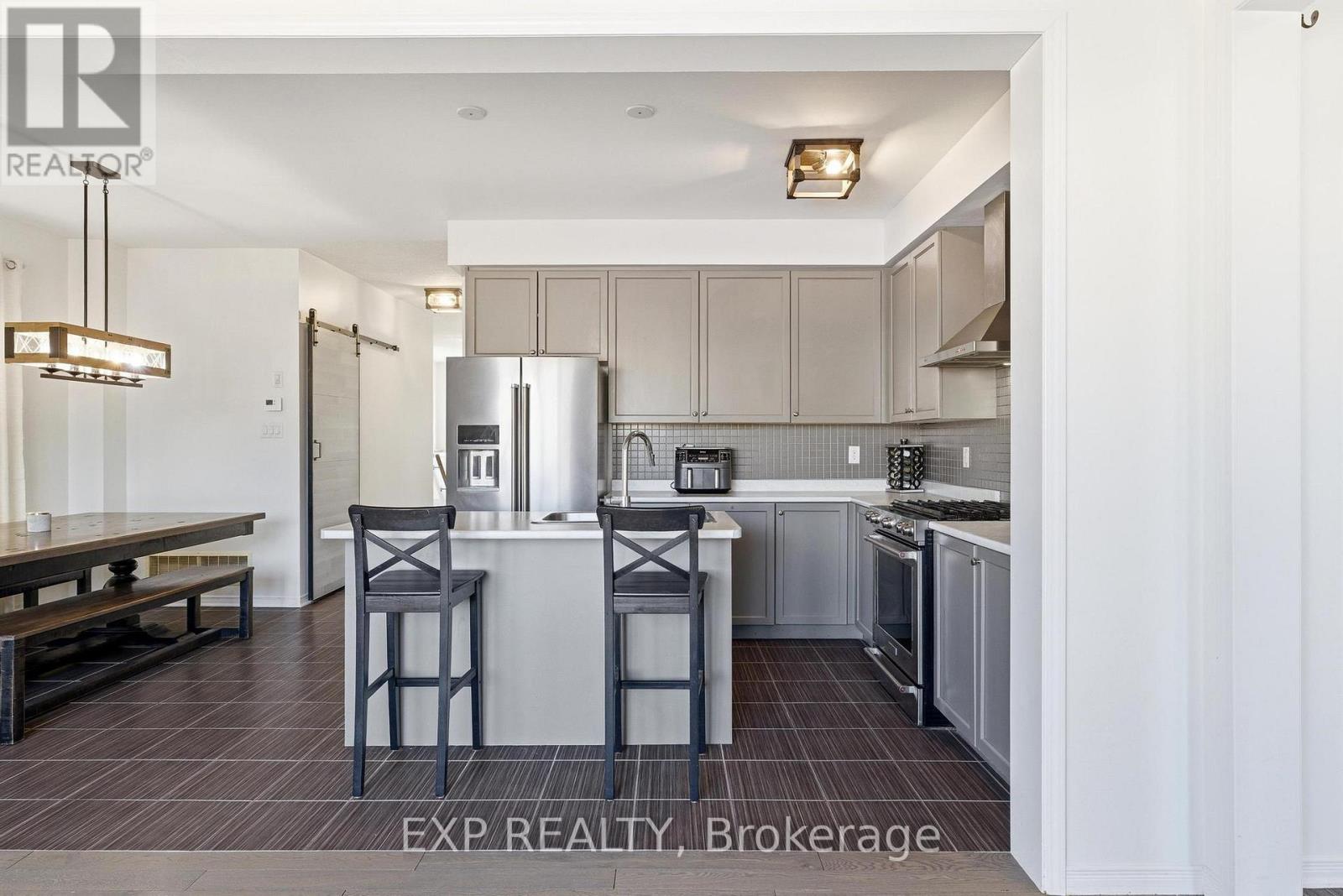 96 Stamford Street, Woolwich, Ontario  N0B 1M0 - Photo 7 - X12950152