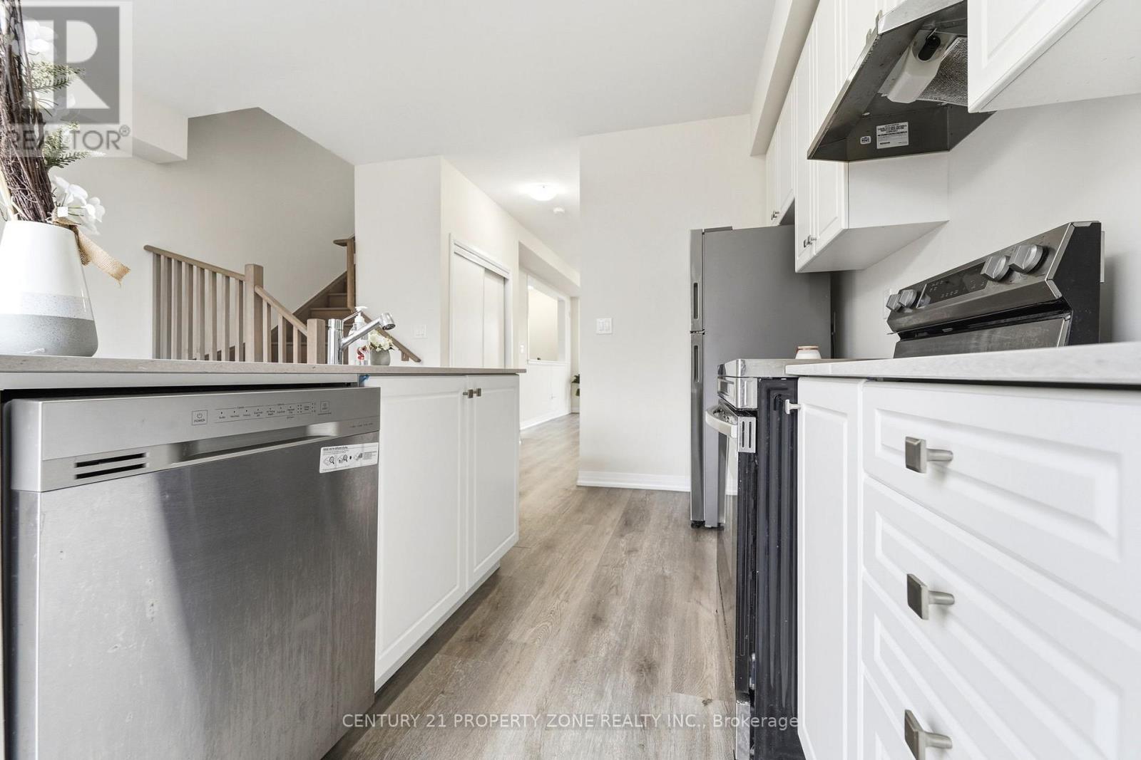 36 - 185 Bedrock Drive, Hamilton, Ontario  L8J 0M5 - Photo 16 - X12950164