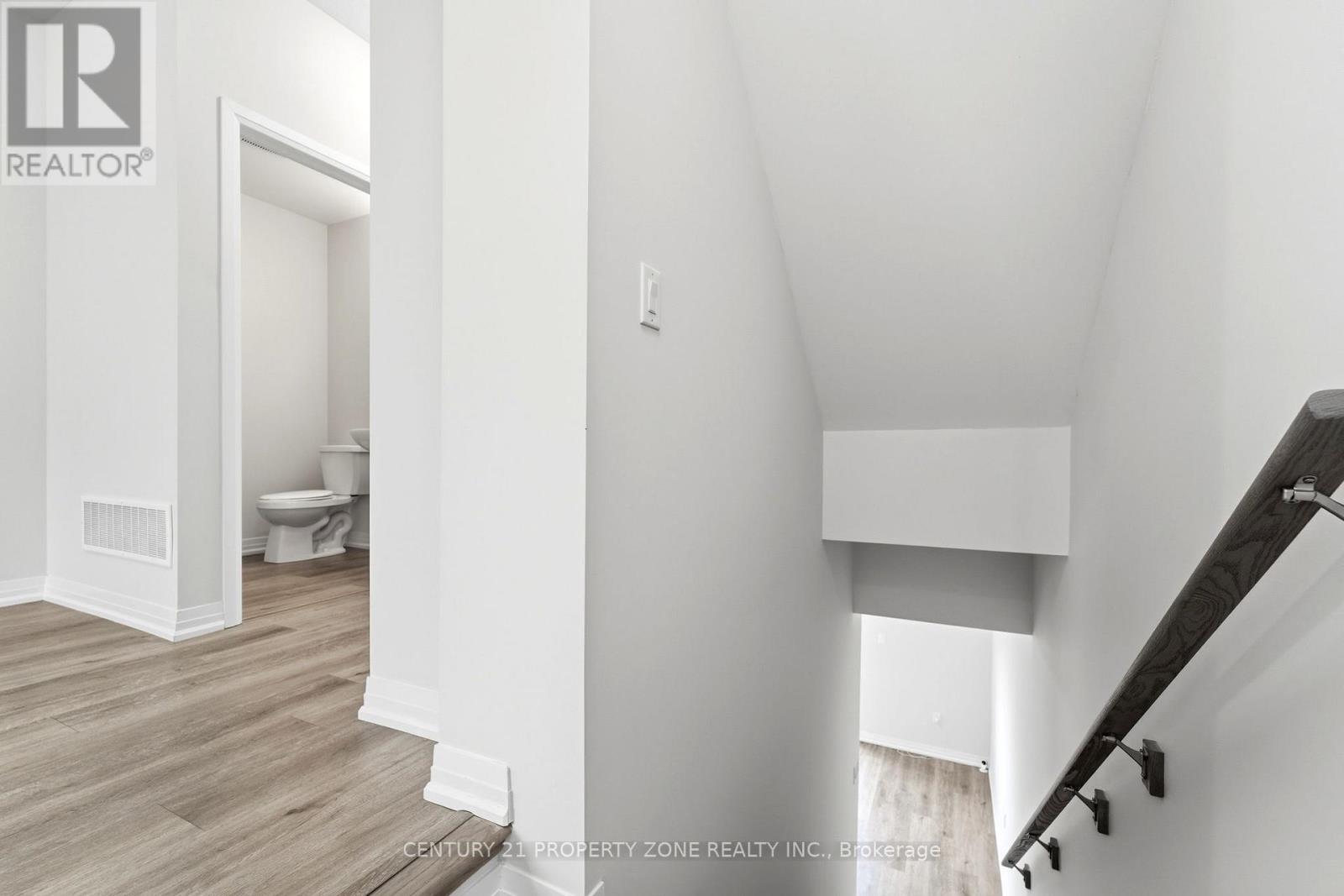 36 - 185 Bedrock Drive, Hamilton, Ontario  L8J 0M5 - Photo 35 - X12950164