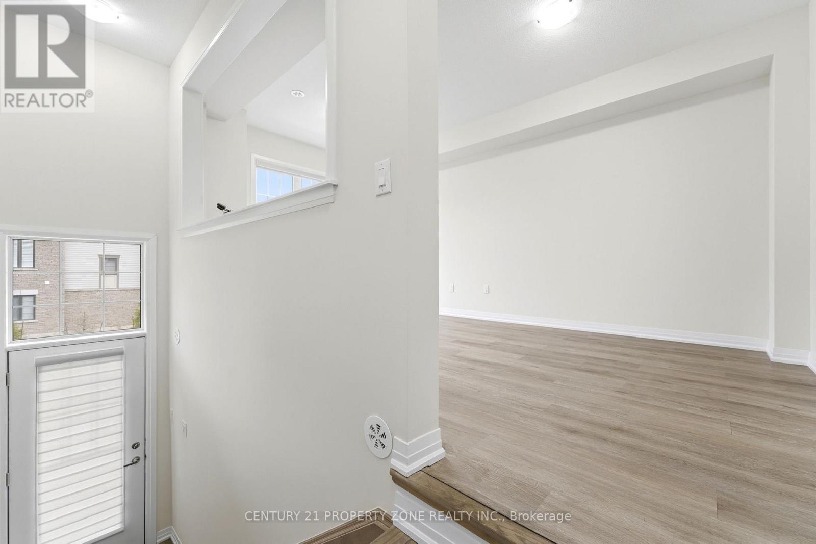 36 - 185 Bedrock Drive, Hamilton, Ontario  L8J 0M5 - Photo 5 - X12950164