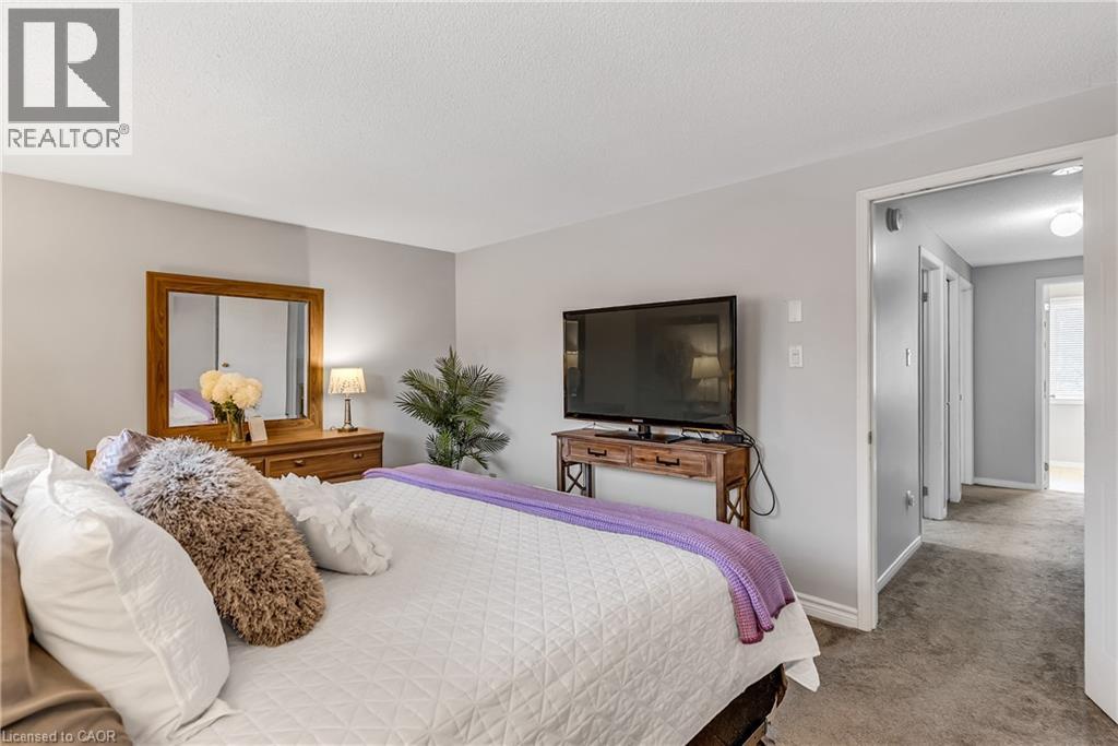 219 Kingswood Drive Unit# 52, Kitchener, Ontario  N2E 3J5 - Photo 30 - 40816290