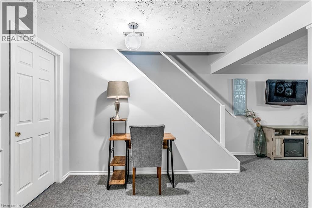 219 Kingswood Drive Unit# 52, Kitchener, Ontario  N2E 3J5 - Photo 41 - 40816290