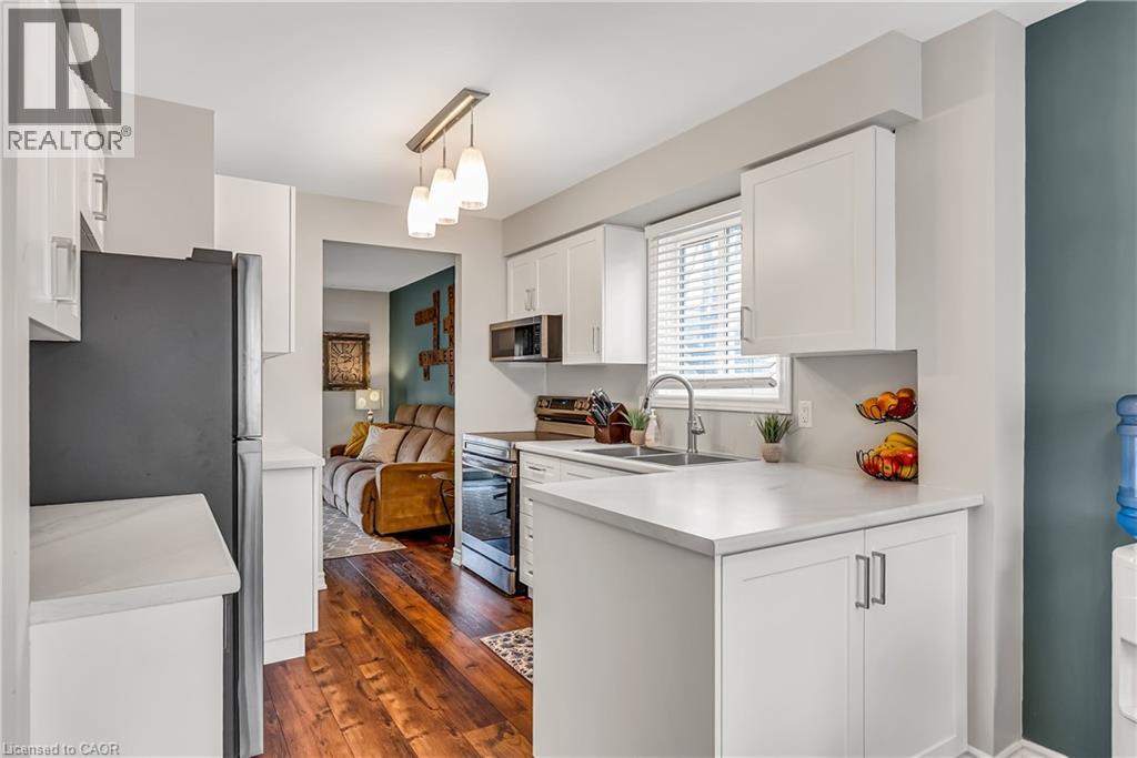 219 Kingswood Drive Unit# 52, Kitchener, Ontario  N2E 3J5 - Photo 6 - 40816290